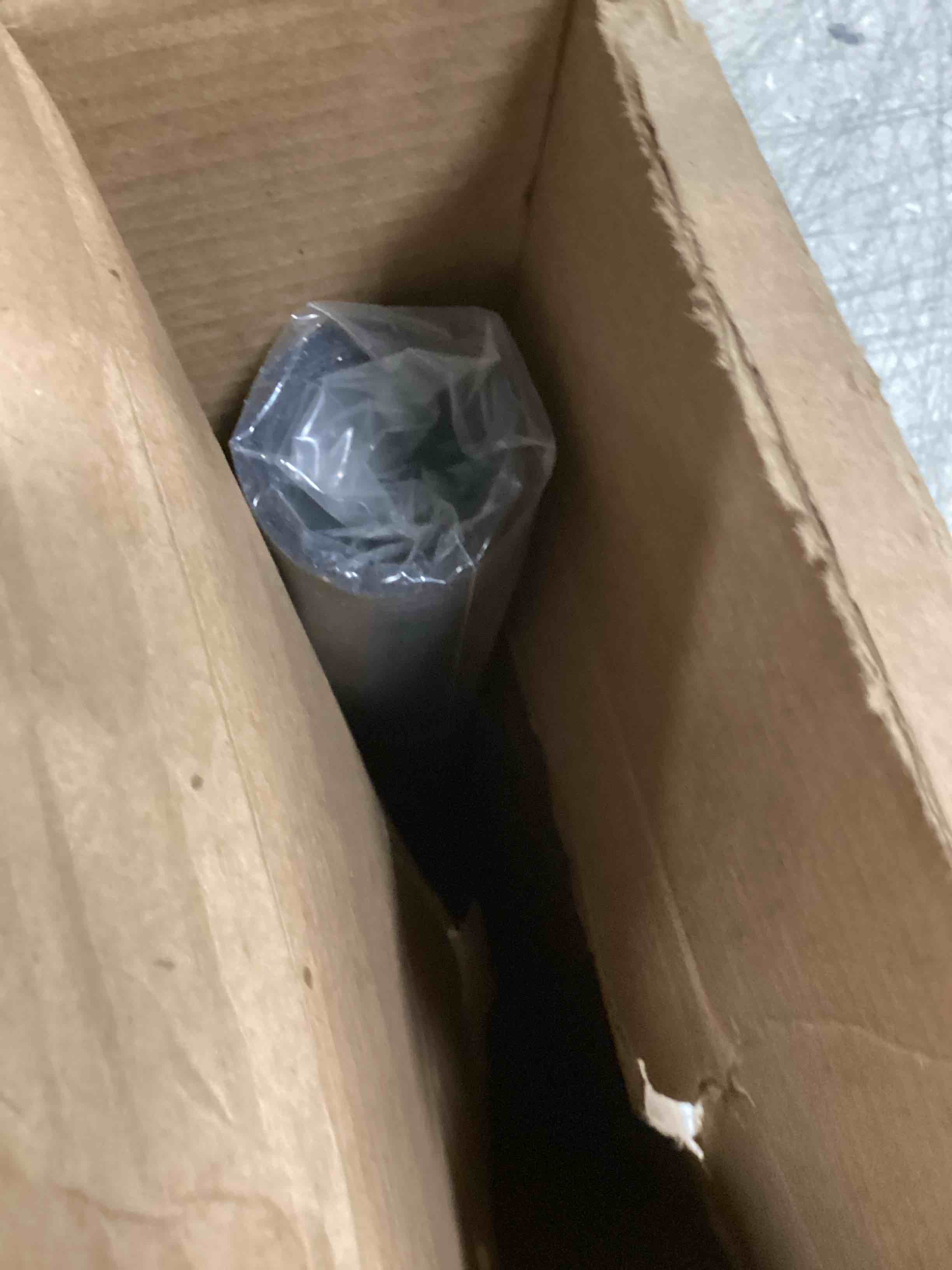 https://s3.amazonaws.com/lotting-images-prod/bidfta/BLU6649337_1720829484752.jpeg