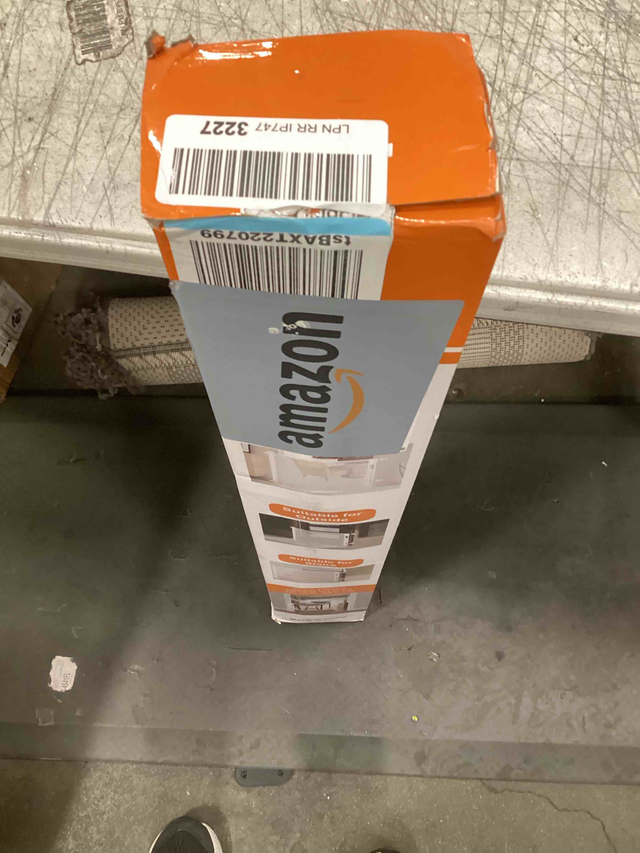 https://s3.amazonaws.com/lotting-images-prod/bidfta/BLU6649343_1720830885002.jpeg