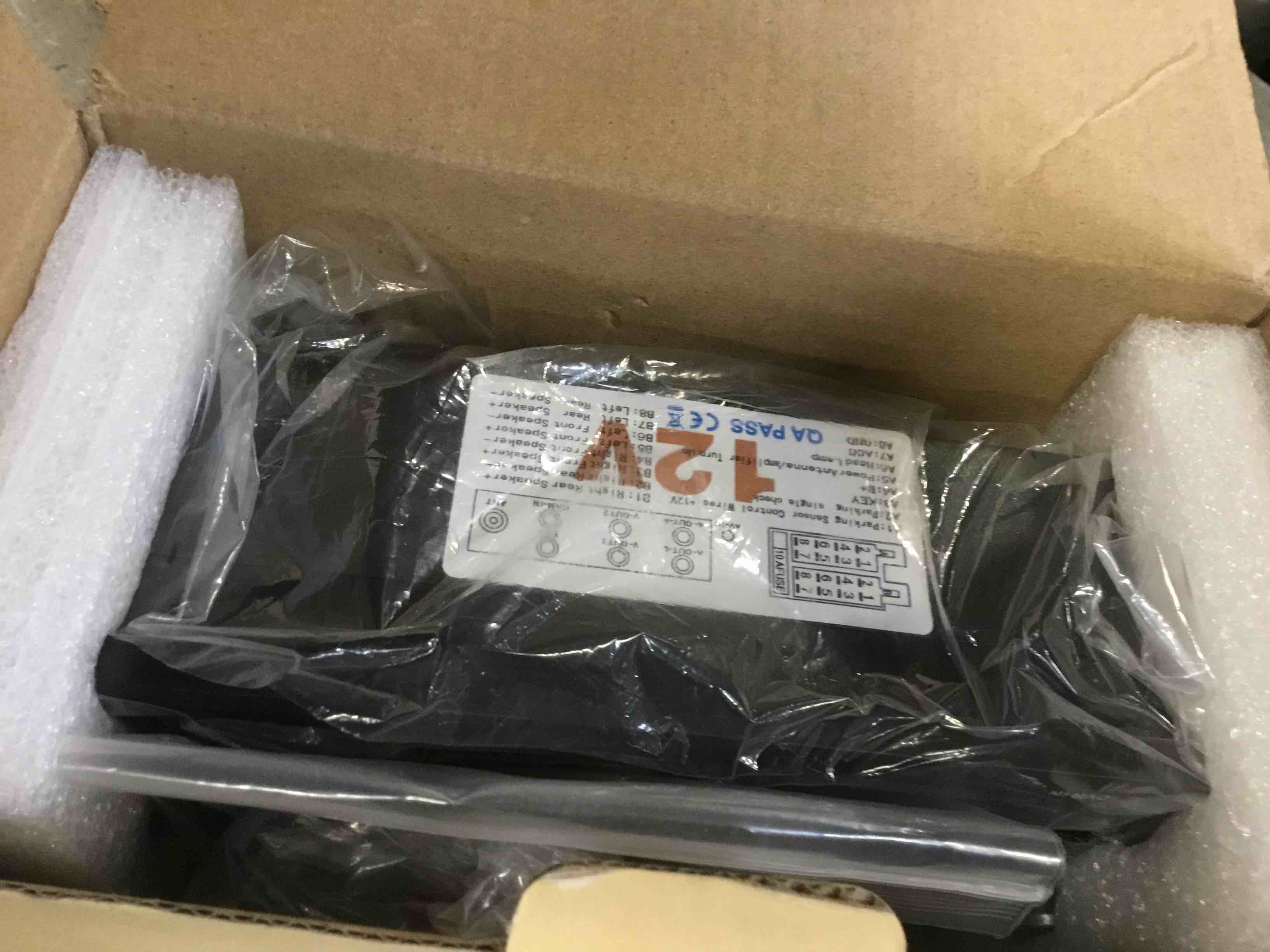 https://s3.amazonaws.com/lotting-images-prod/bidfta/BLU6649673_1722536428657.jpeg