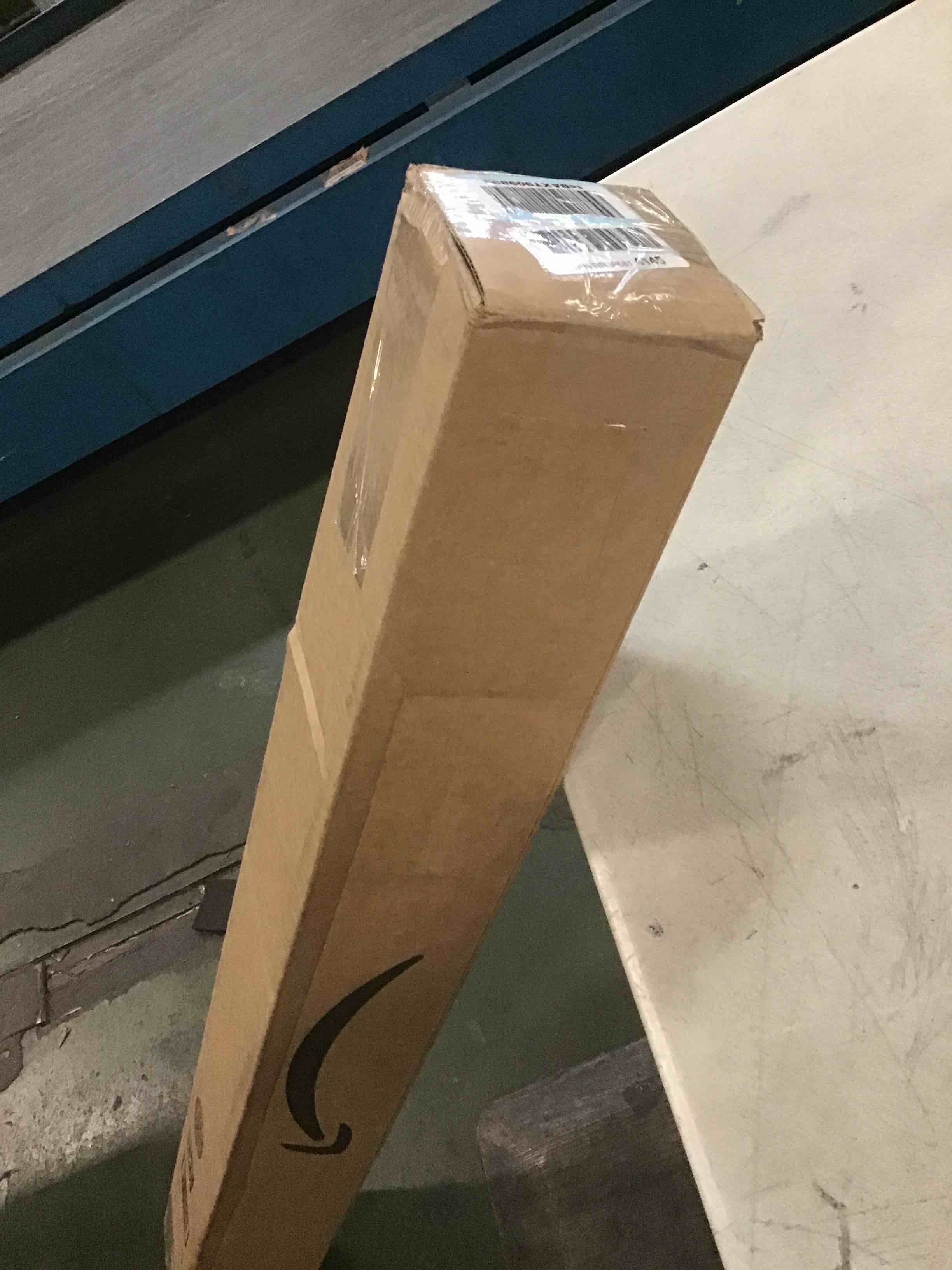 https://s3.amazonaws.com/lotting-images-prod/bidfta/BLU6650177_1719573087042.jpeg