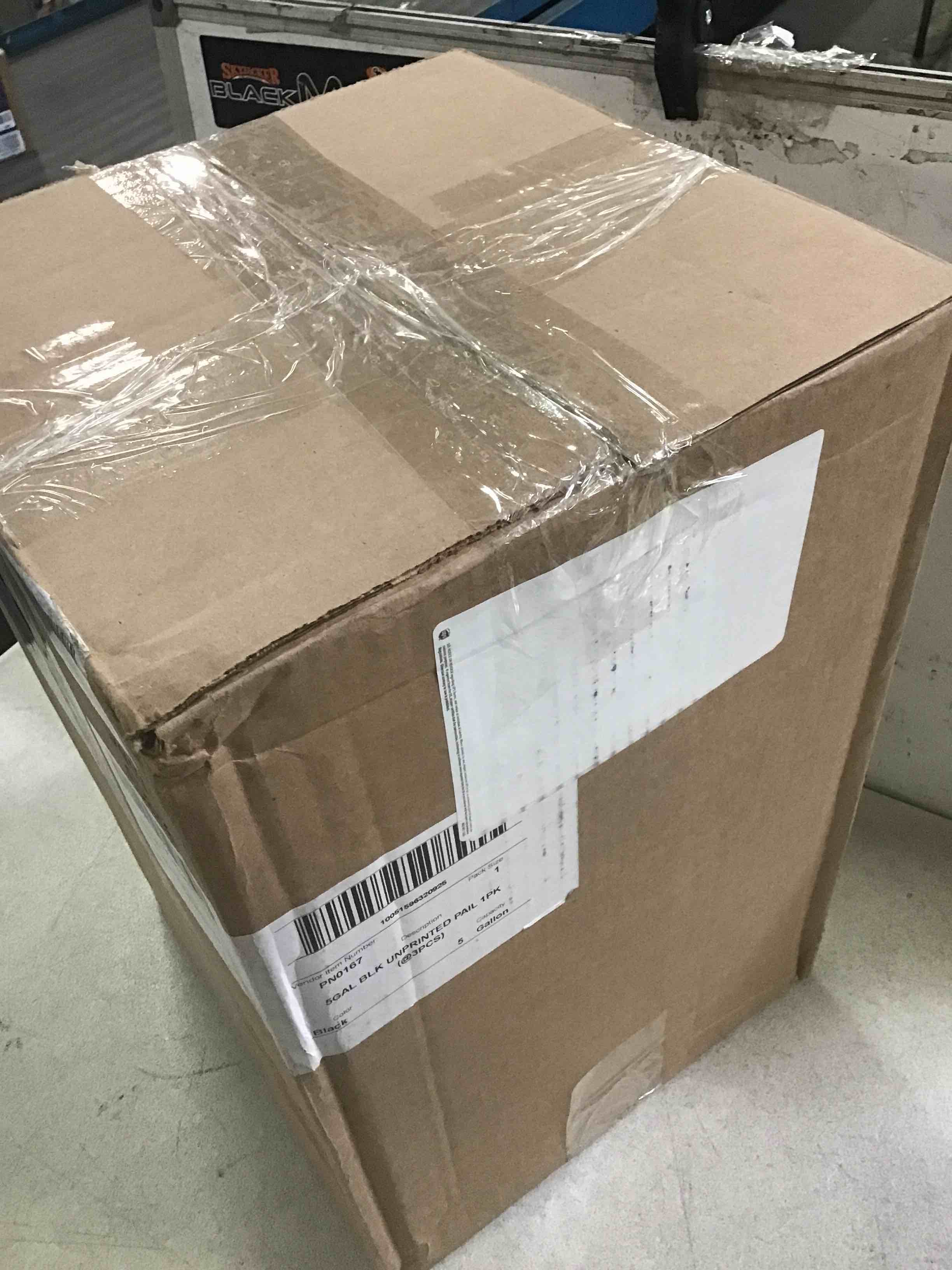https://s3.amazonaws.com/lotting-images-prod/bidfta/BLU6650337_1719589380351.jpeg