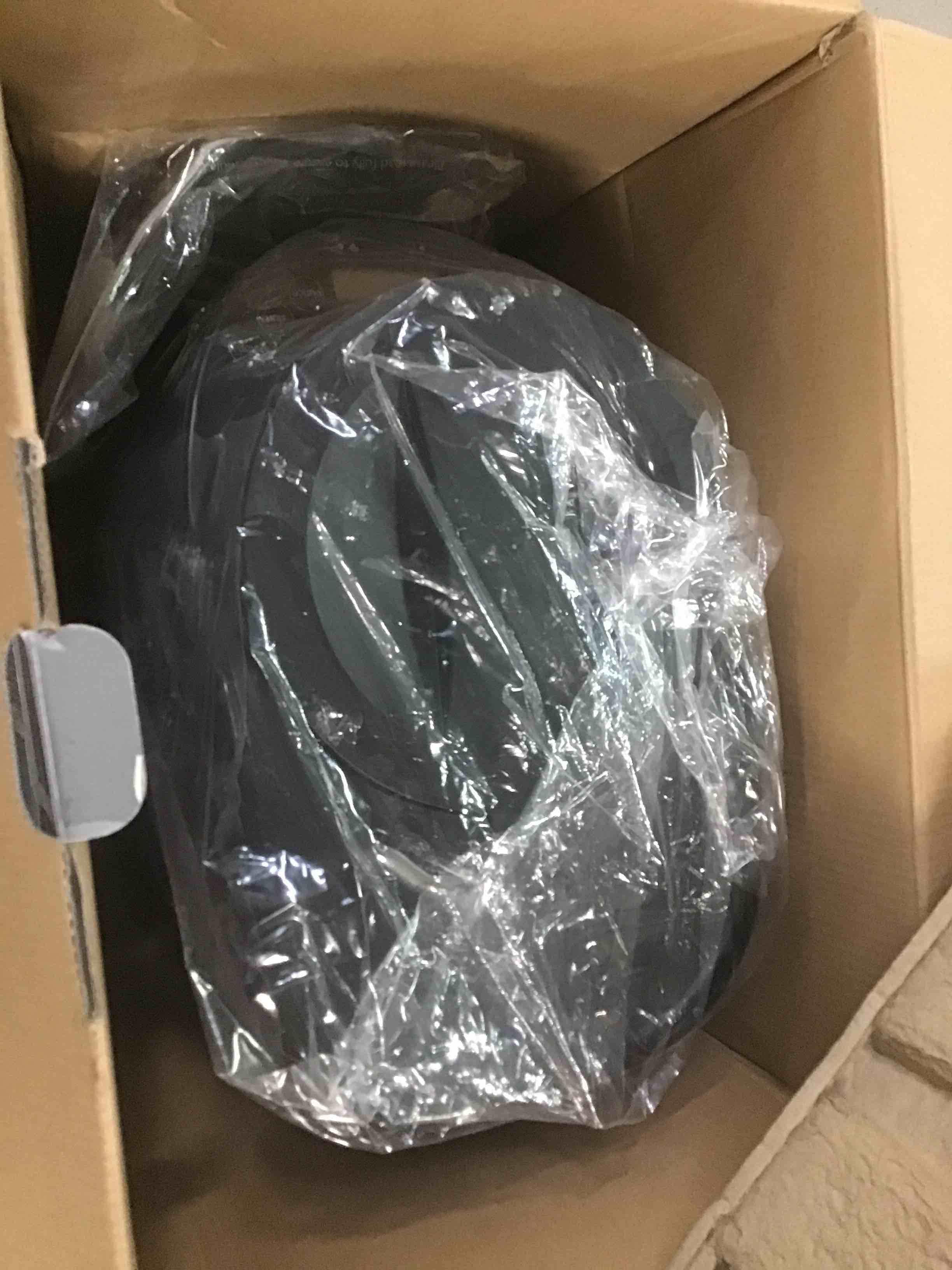 https://s3.amazonaws.com/lotting-images-prod/bidfta/BLU6650483_1719834939256.jpeg