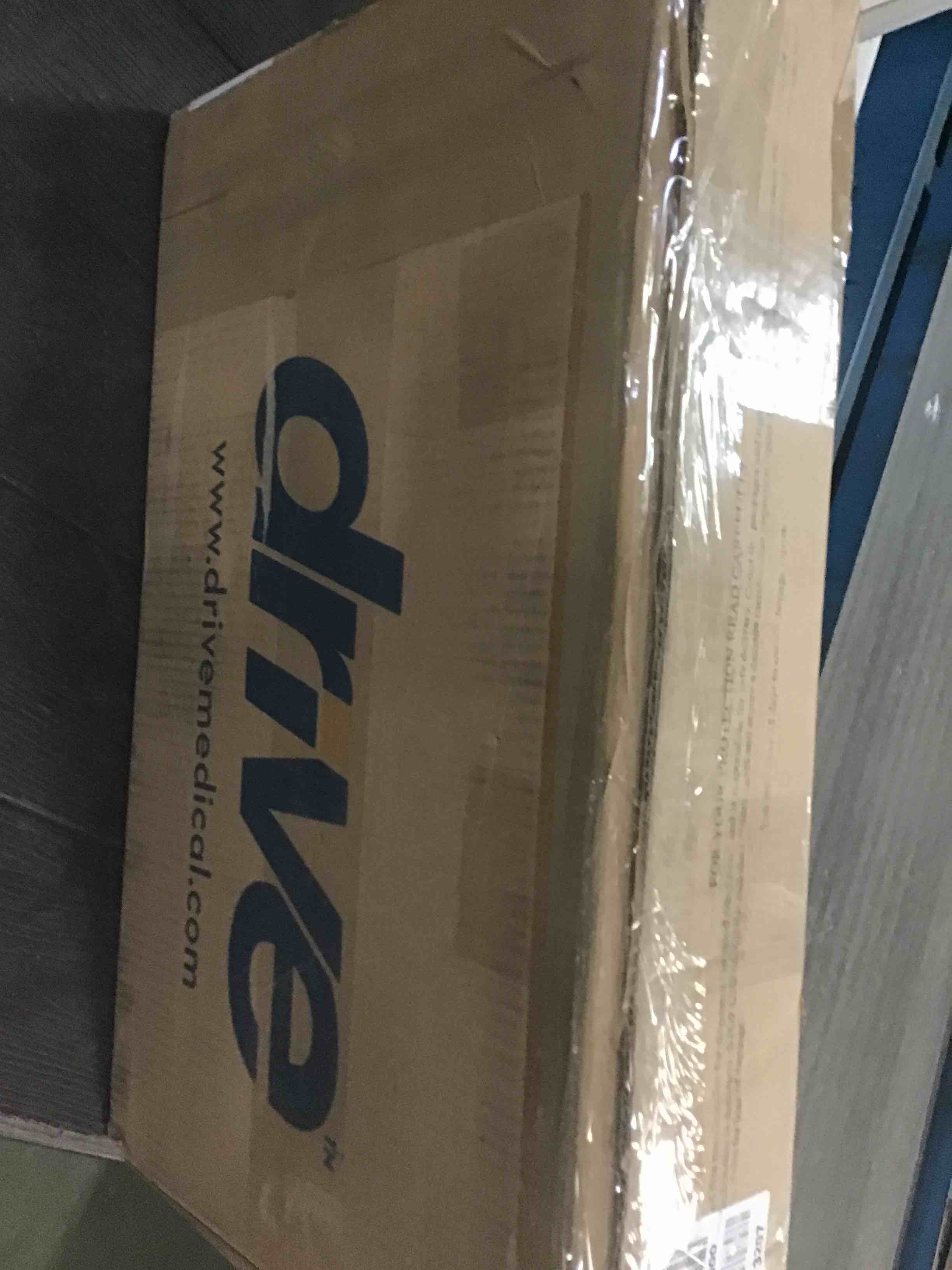 https://s3.amazonaws.com/lotting-images-prod/bidfta/BLU6650550_1719840584888.jpeg