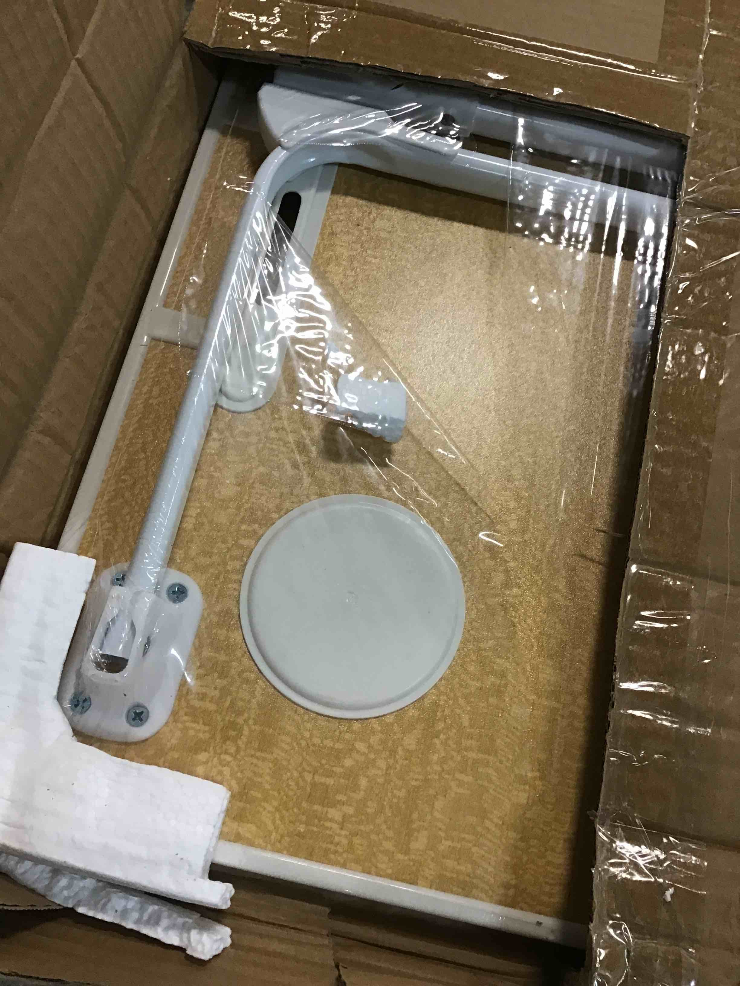 https://s3.amazonaws.com/lotting-images-prod/bidfta/BLU6650789_1719925974967.jpeg