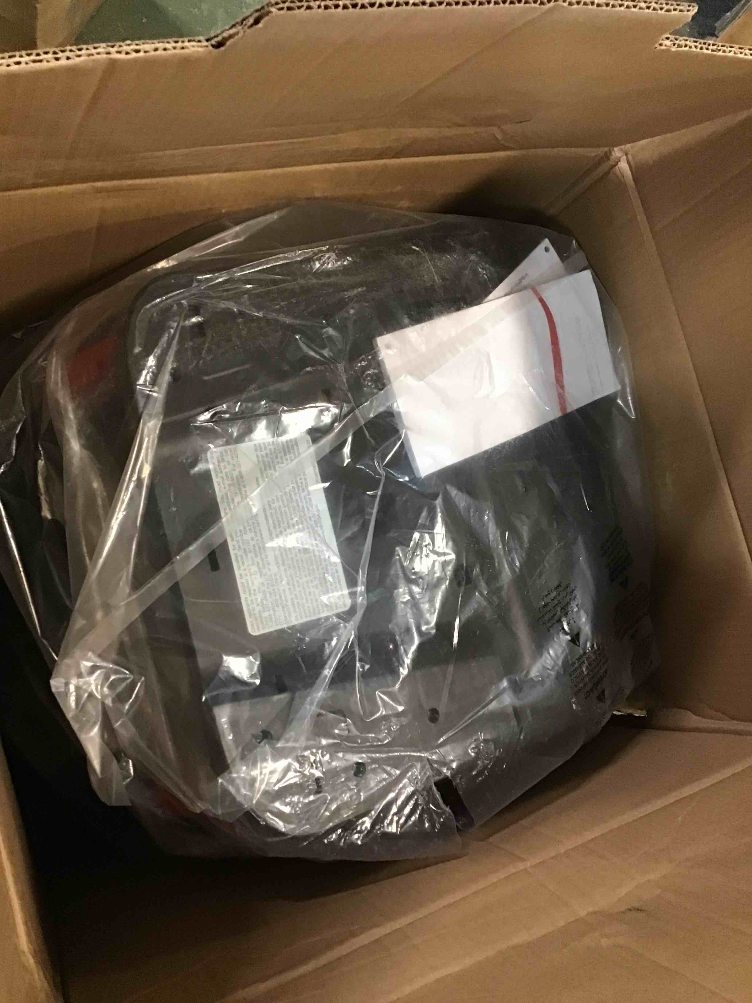 https://s3.amazonaws.com/lotting-images-prod/bidfta/BLU6650848_1719933282083.jpeg