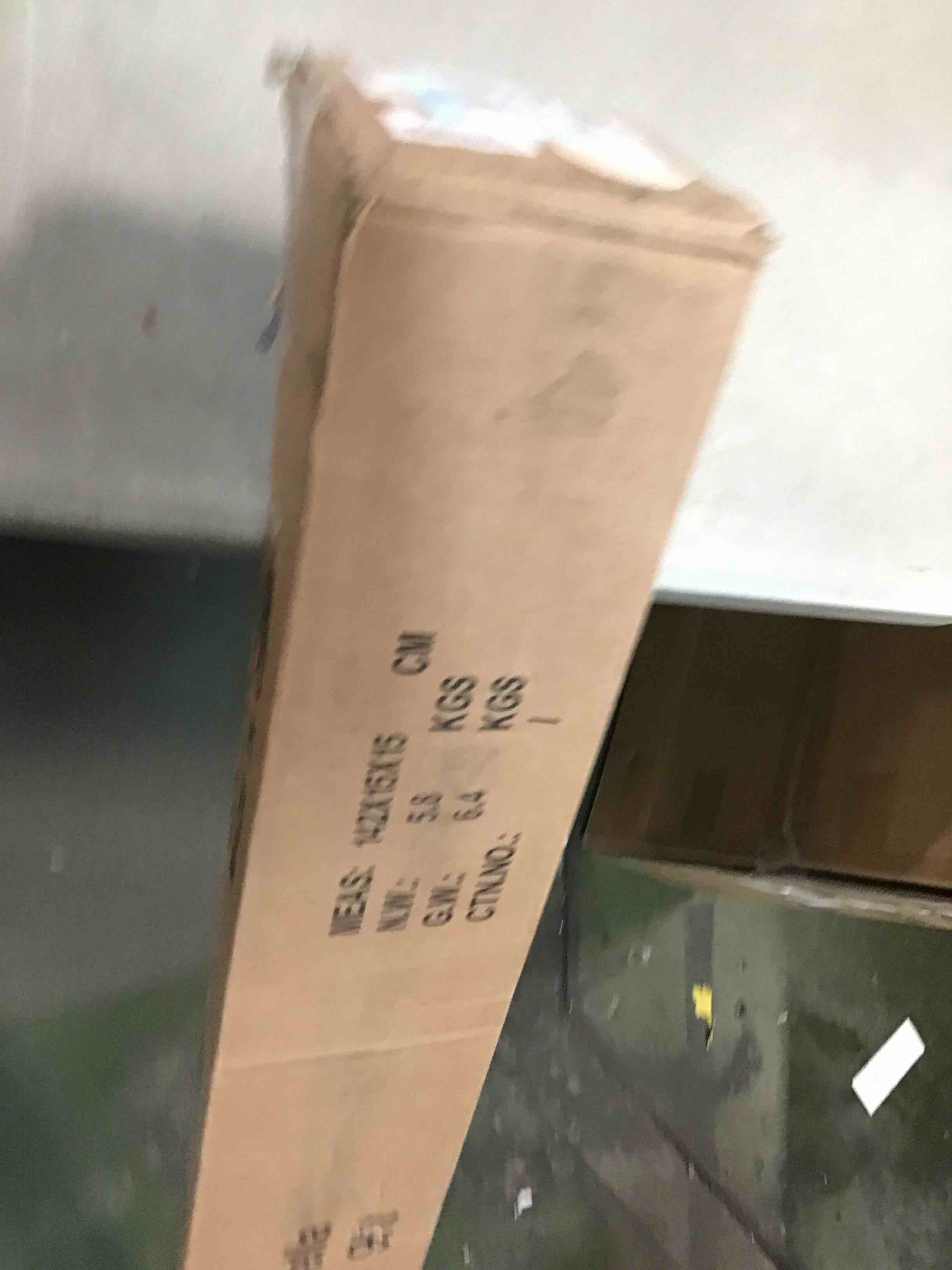 https://s3.amazonaws.com/lotting-images-prod/bidfta/BLU6651082_1720017833137.jpeg