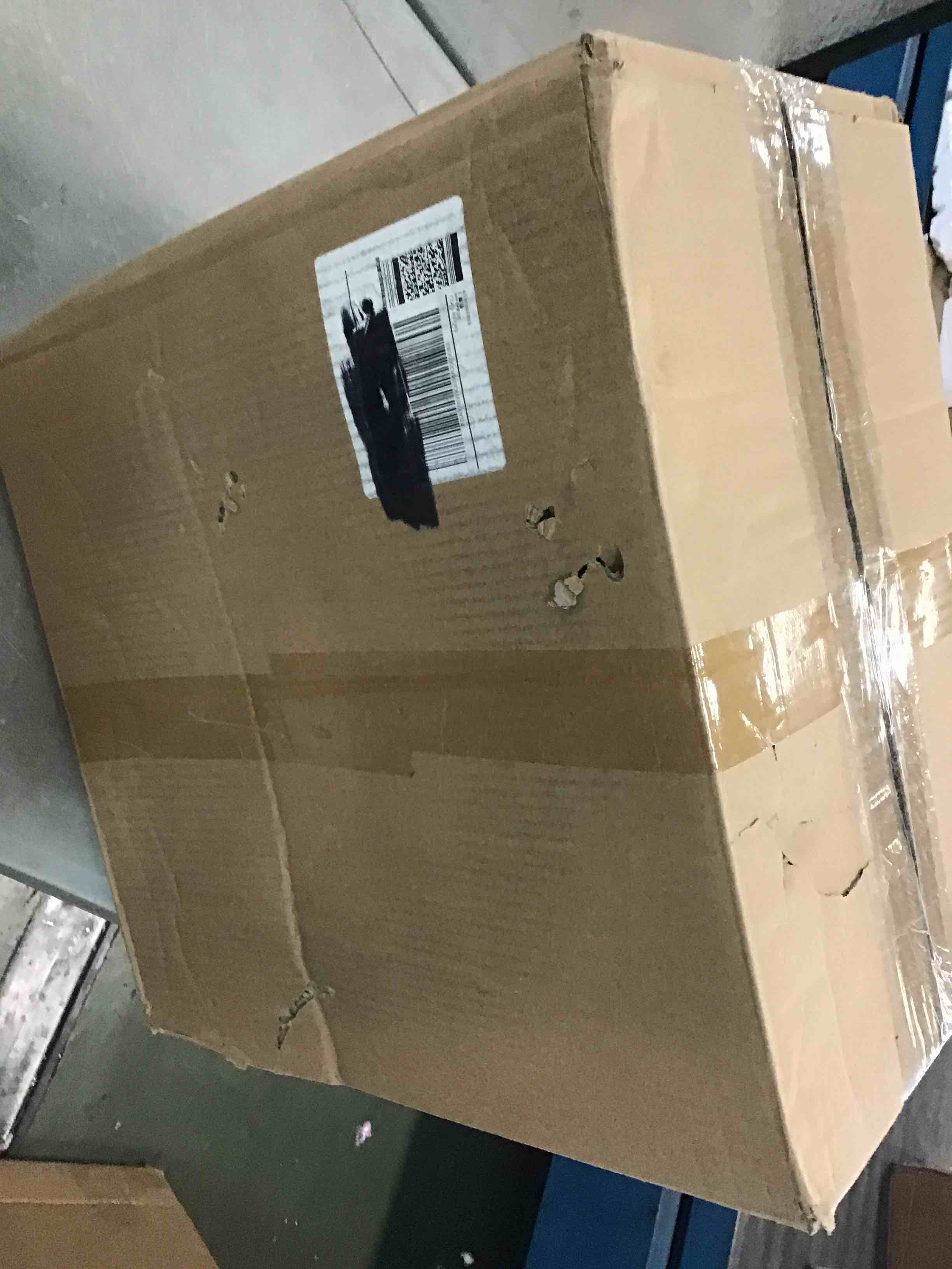 https://s3.amazonaws.com/lotting-images-prod/bidfta/BLU6651129_1720023248571.jpeg