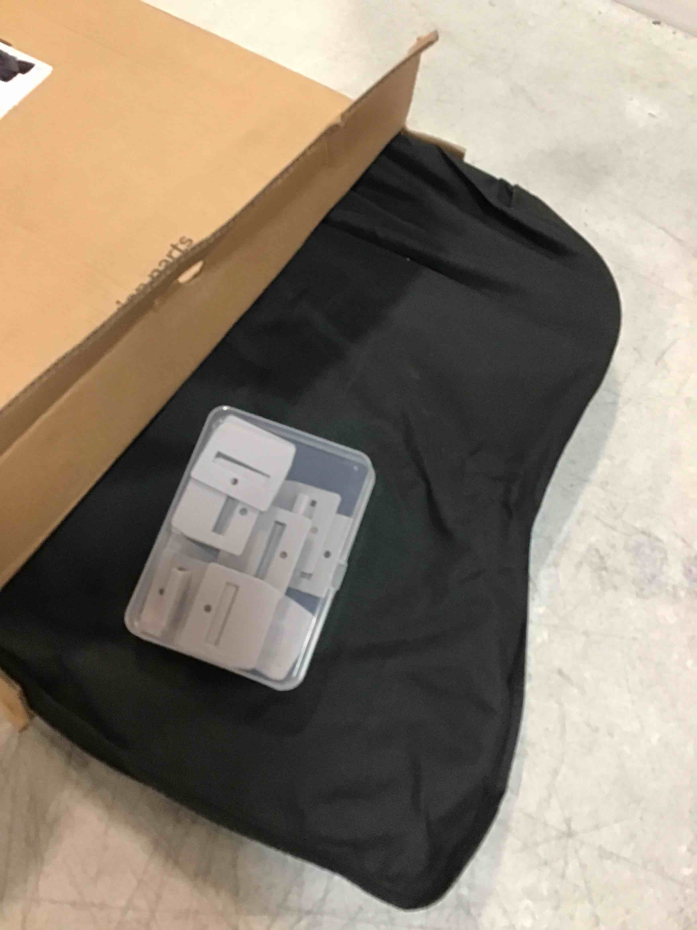 https://s3.amazonaws.com/lotting-images-prod/bidfta/BLU6651214_1720179374970.jpeg