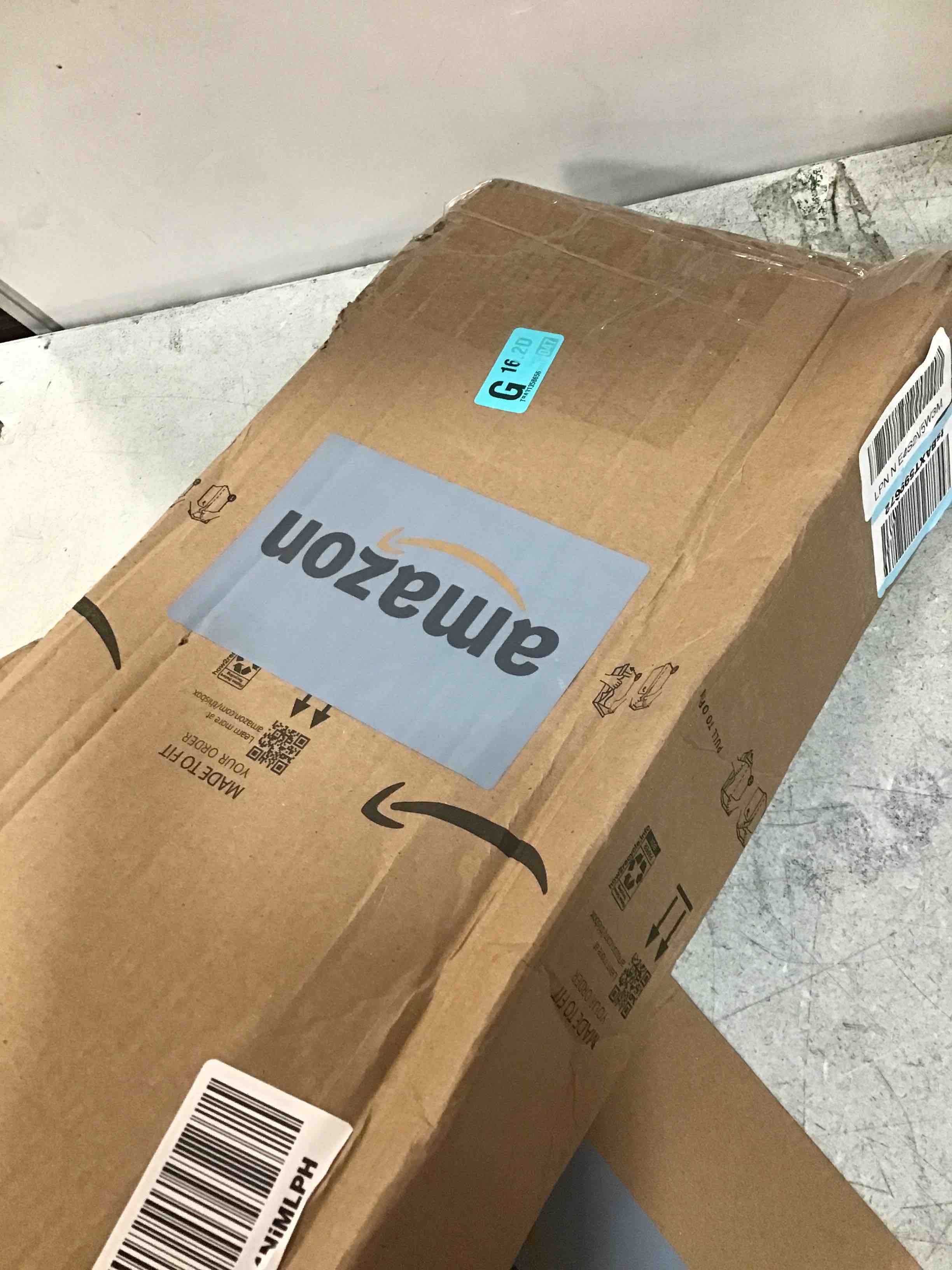 https://s3.amazonaws.com/lotting-images-prod/bidfta/BLU6651301_1720185667192.jpeg