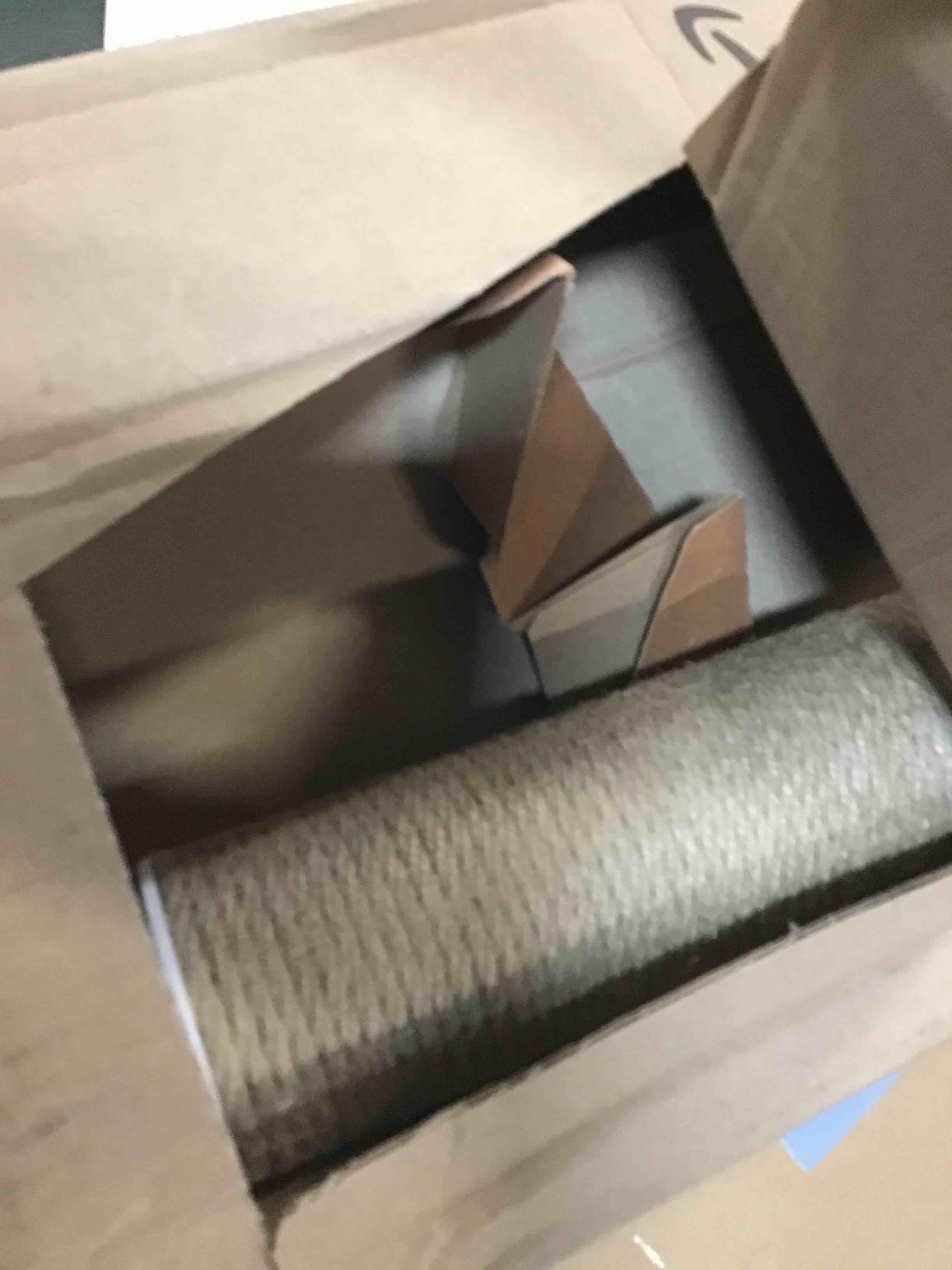 https://s3.amazonaws.com/lotting-images-prod/bidfta/BLU6651301_1720185710221.jpeg
