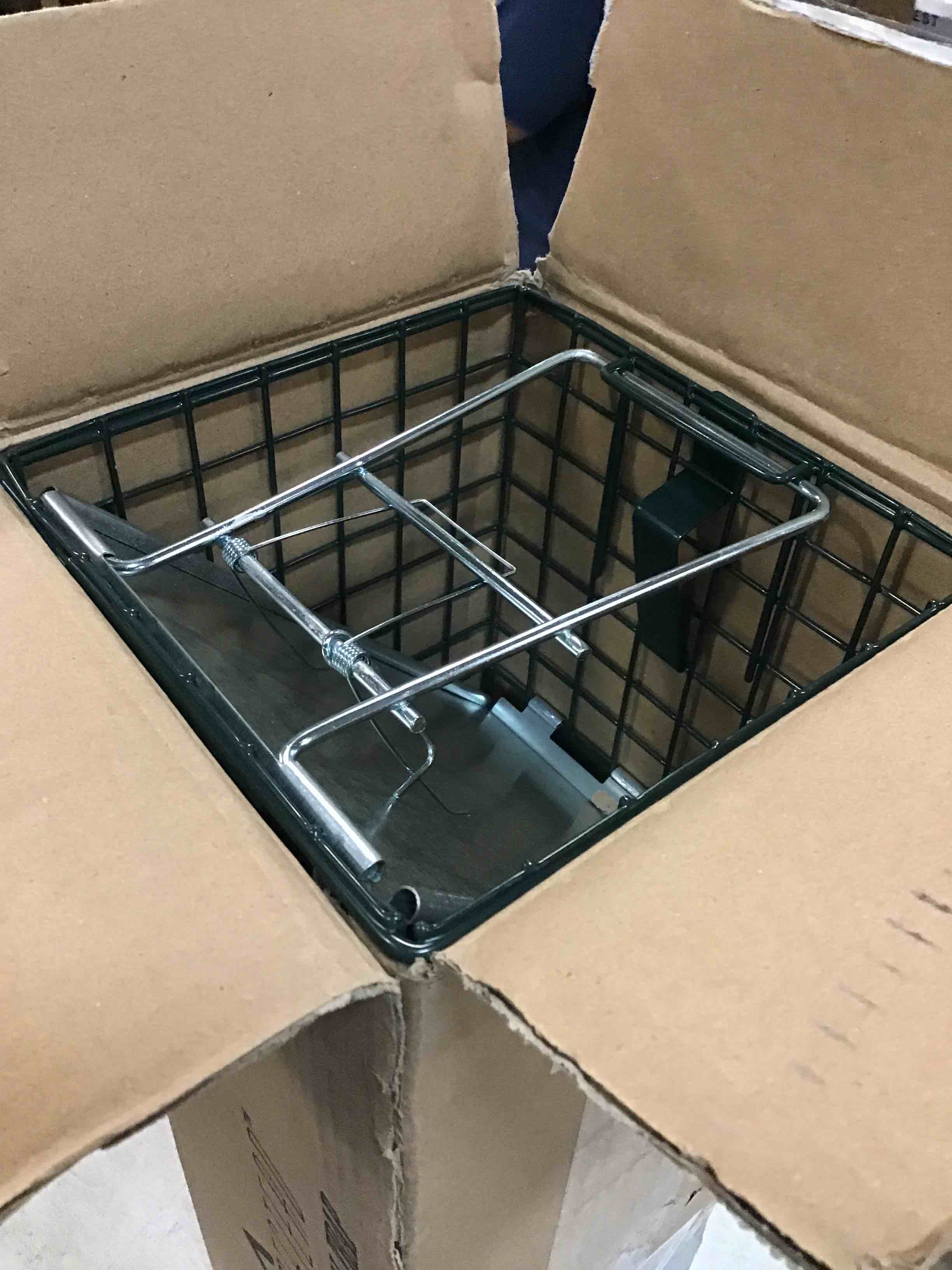https://s3.amazonaws.com/lotting-images-prod/bidfta/BLU6651308_1720186148272.jpeg