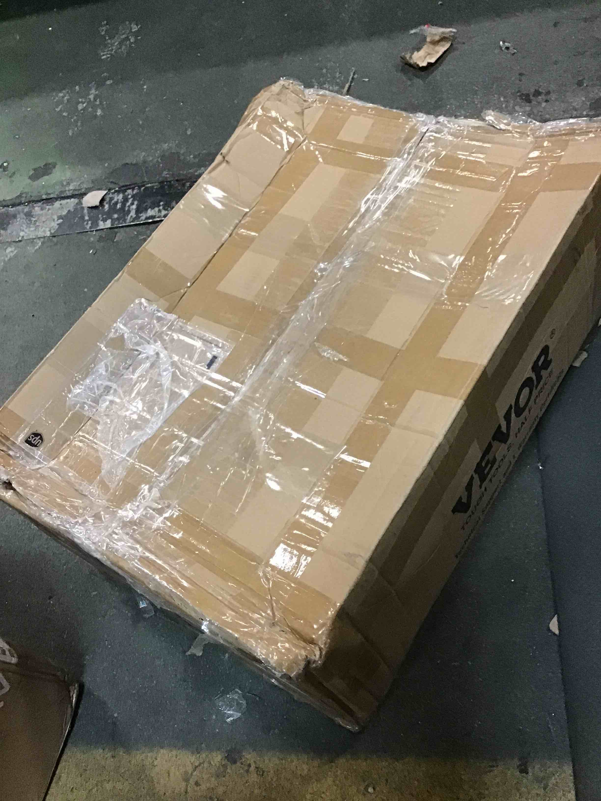 https://s3.amazonaws.com/lotting-images-prod/bidfta/BLU6651405_1720197067899.jpeg