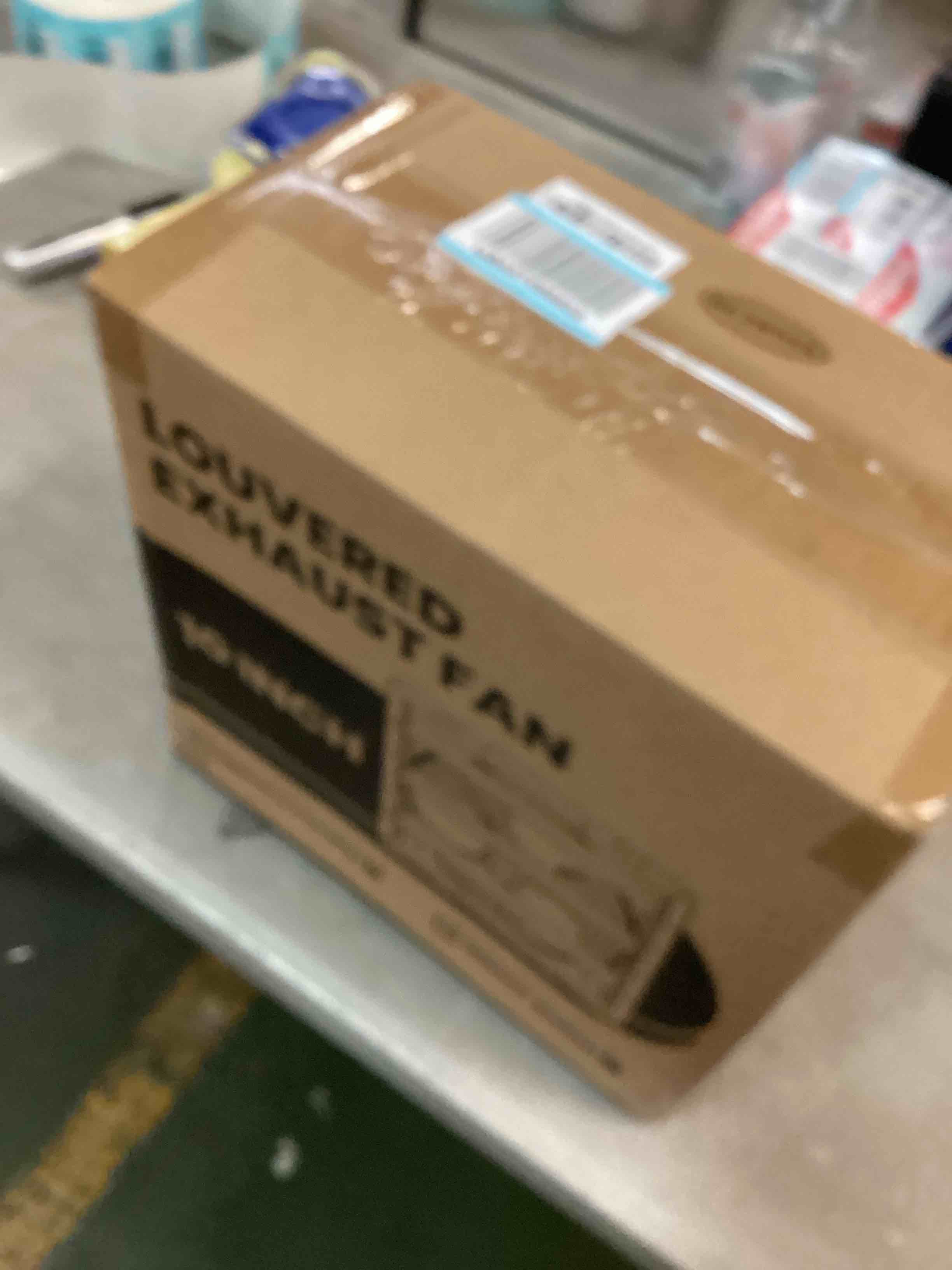 https://s3.amazonaws.com/lotting-images-prod/bidfta/BLU6651452_1719923547591.jpeg