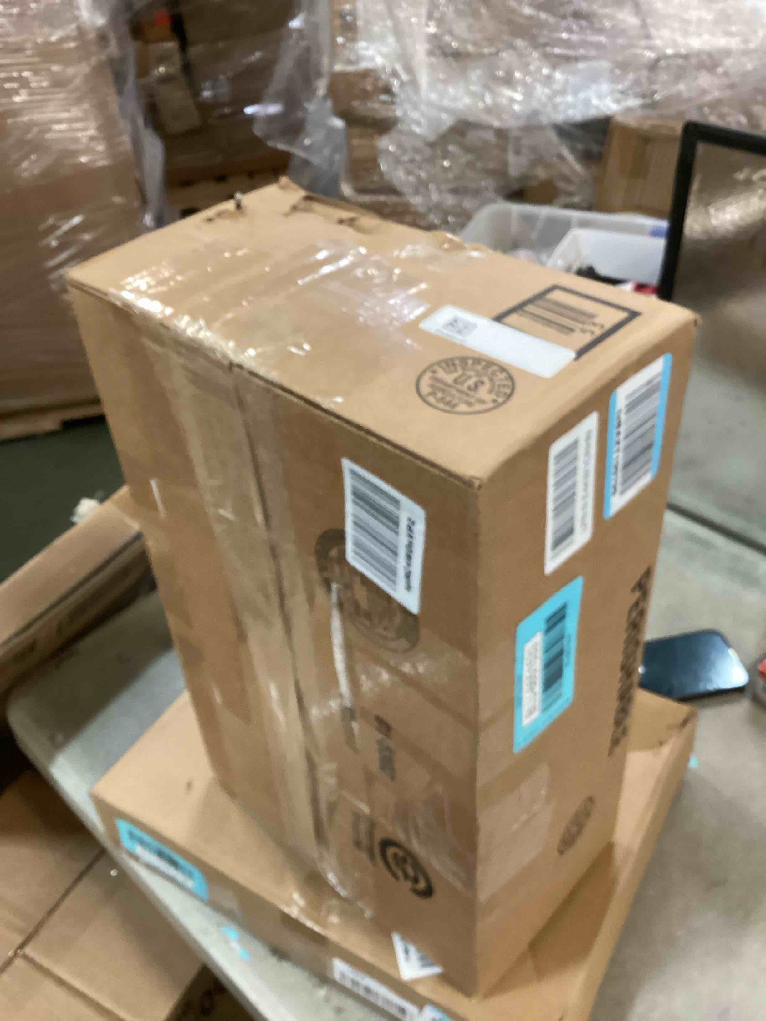 https://s3.amazonaws.com/lotting-images-prod/bidfta/BLU6651533_1719933241389.jpeg