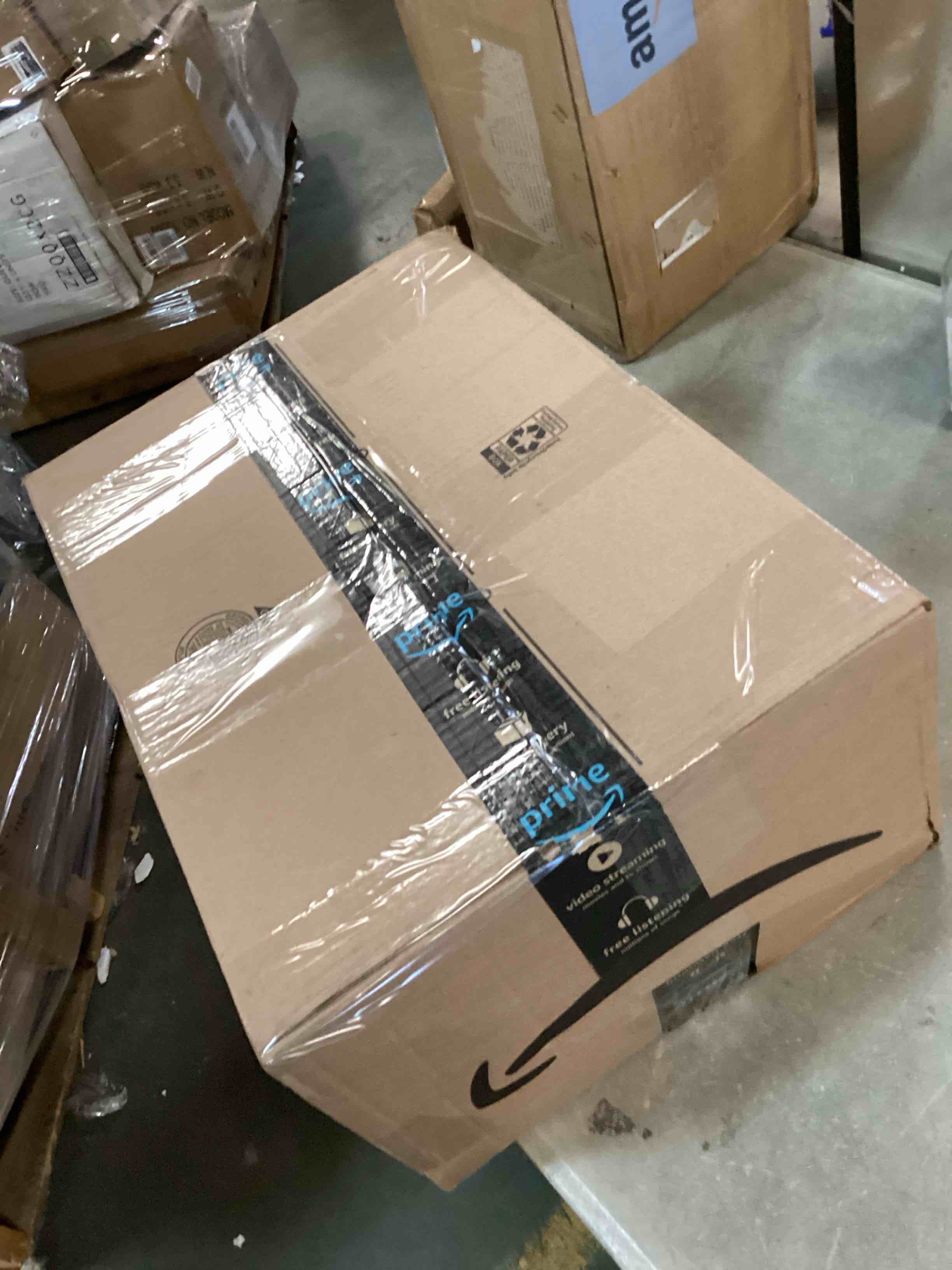 https://s3.amazonaws.com/lotting-images-prod/bidfta/BLU6651595_1719937820129.jpeg