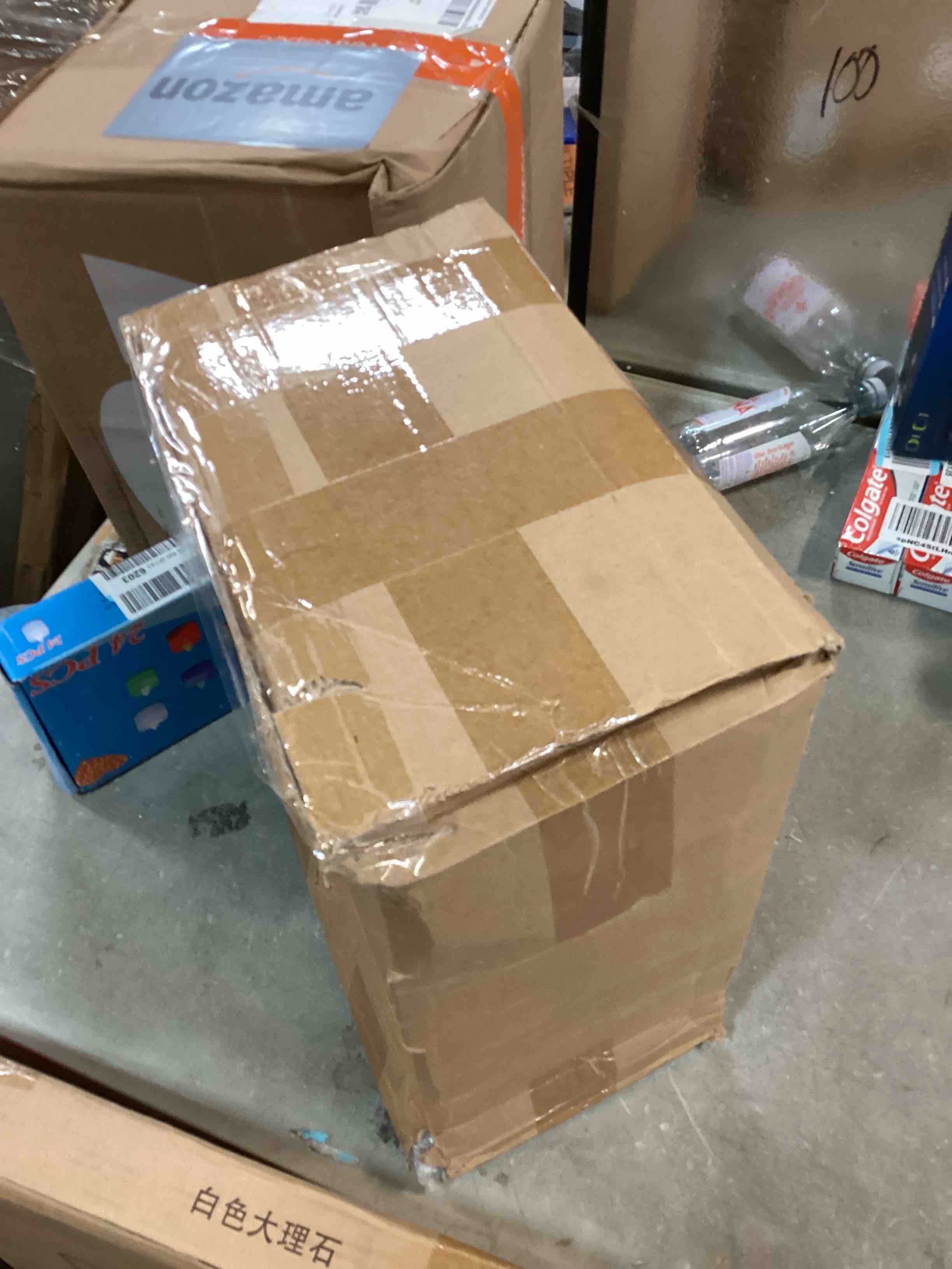 https://s3.amazonaws.com/lotting-images-prod/bidfta/BLU6651615_1719941706178.jpeg
