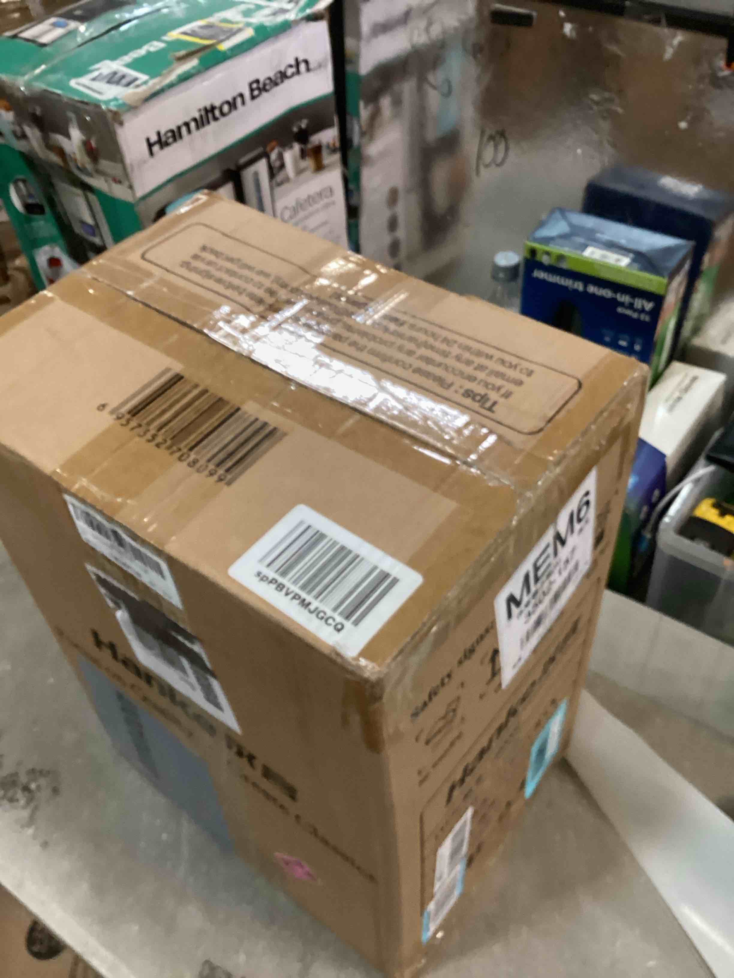 https://s3.amazonaws.com/lotting-images-prod/bidfta/BLU6651662_1719946105279.jpeg