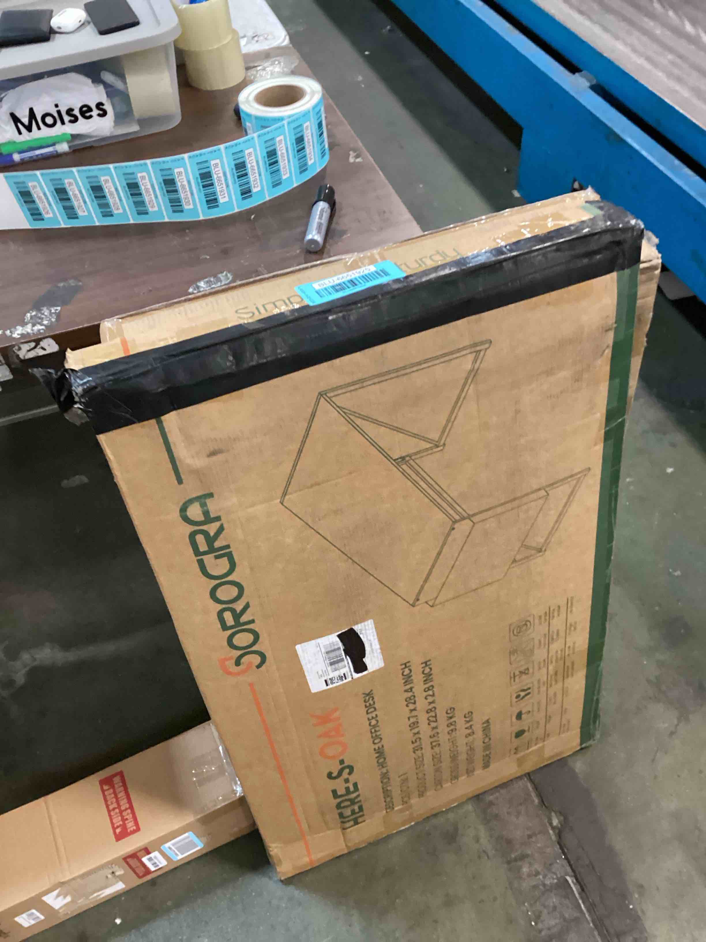 https://s3.amazonaws.com/lotting-images-prod/bidfta/BLU6651925_1720181752223.jpeg