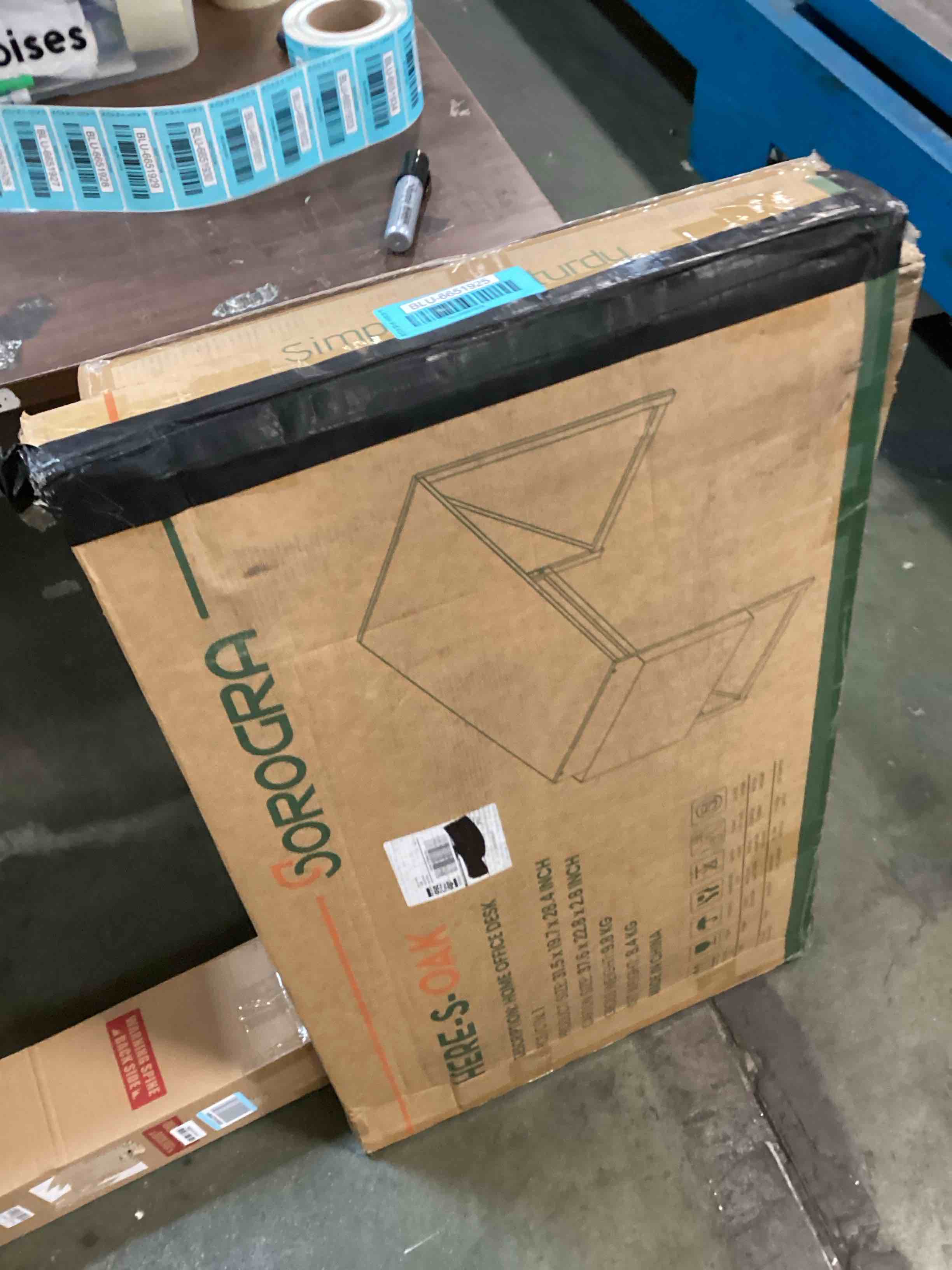 https://s3.amazonaws.com/lotting-images-prod/bidfta/BLU6651925_1720181752969.jpeg