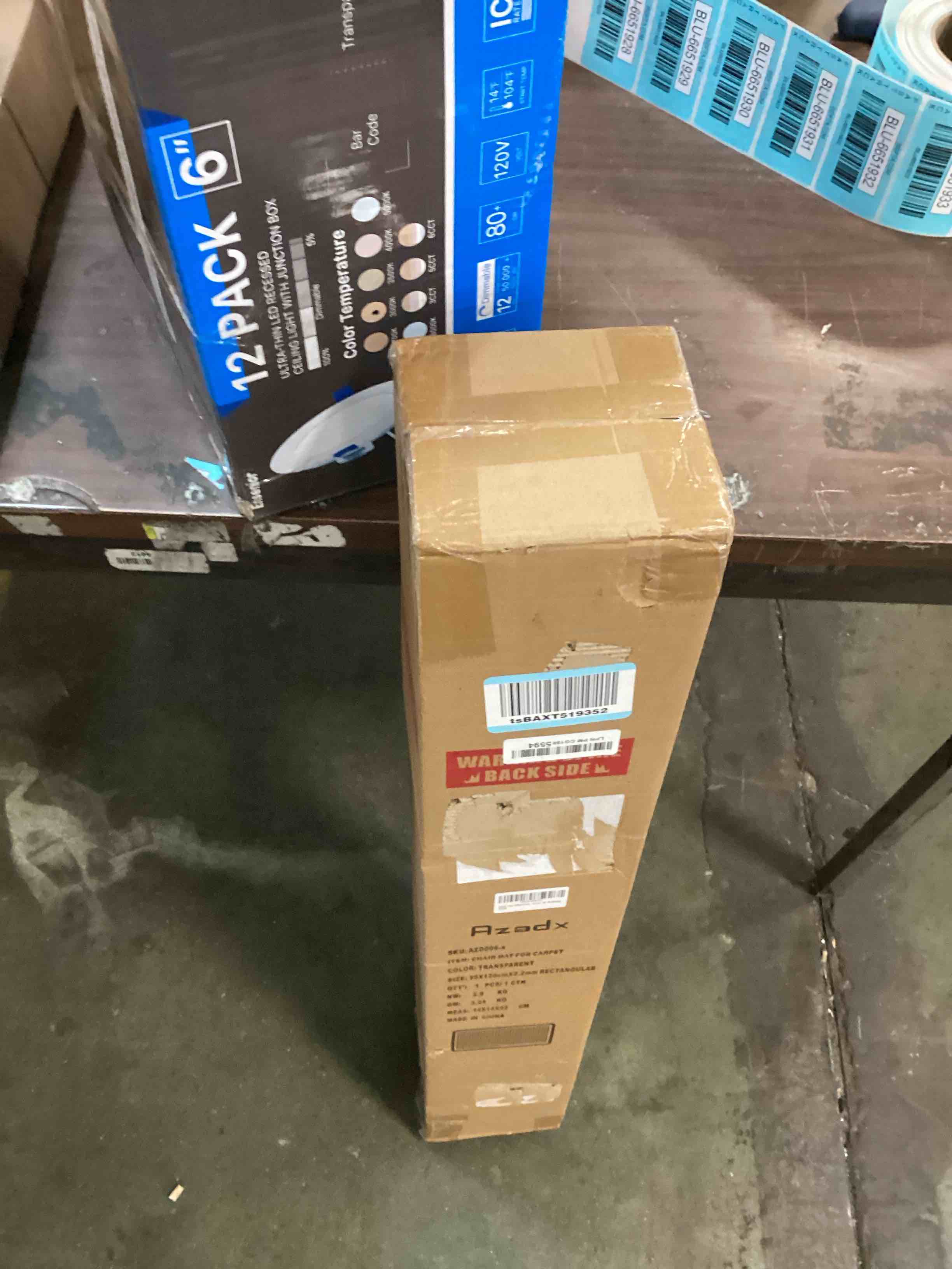 https://s3.amazonaws.com/lotting-images-prod/bidfta/BLU6651927_1720181860398.jpeg