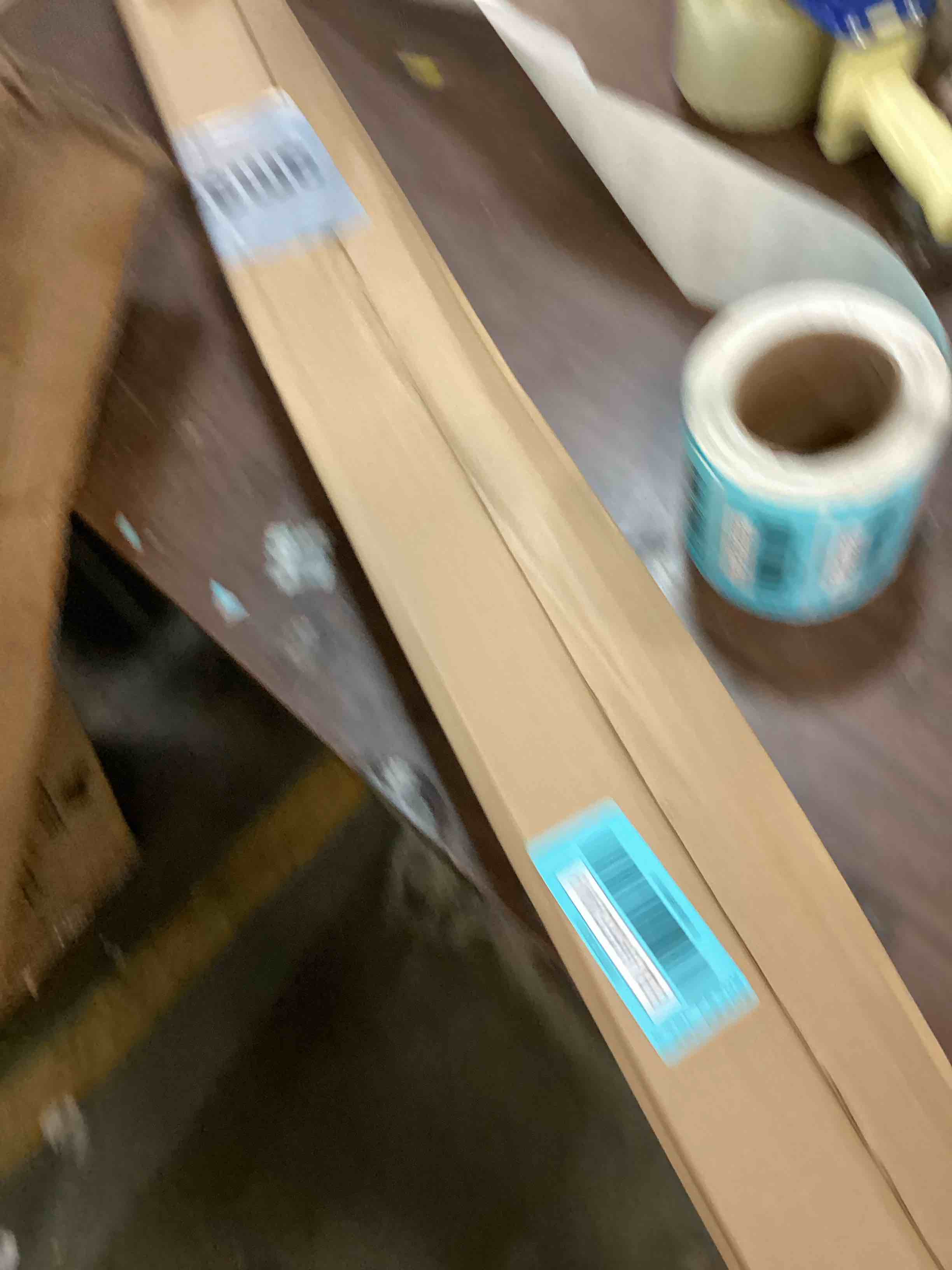 https://s3.amazonaws.com/lotting-images-prod/bidfta/BLU6652049_1720197267073.jpeg