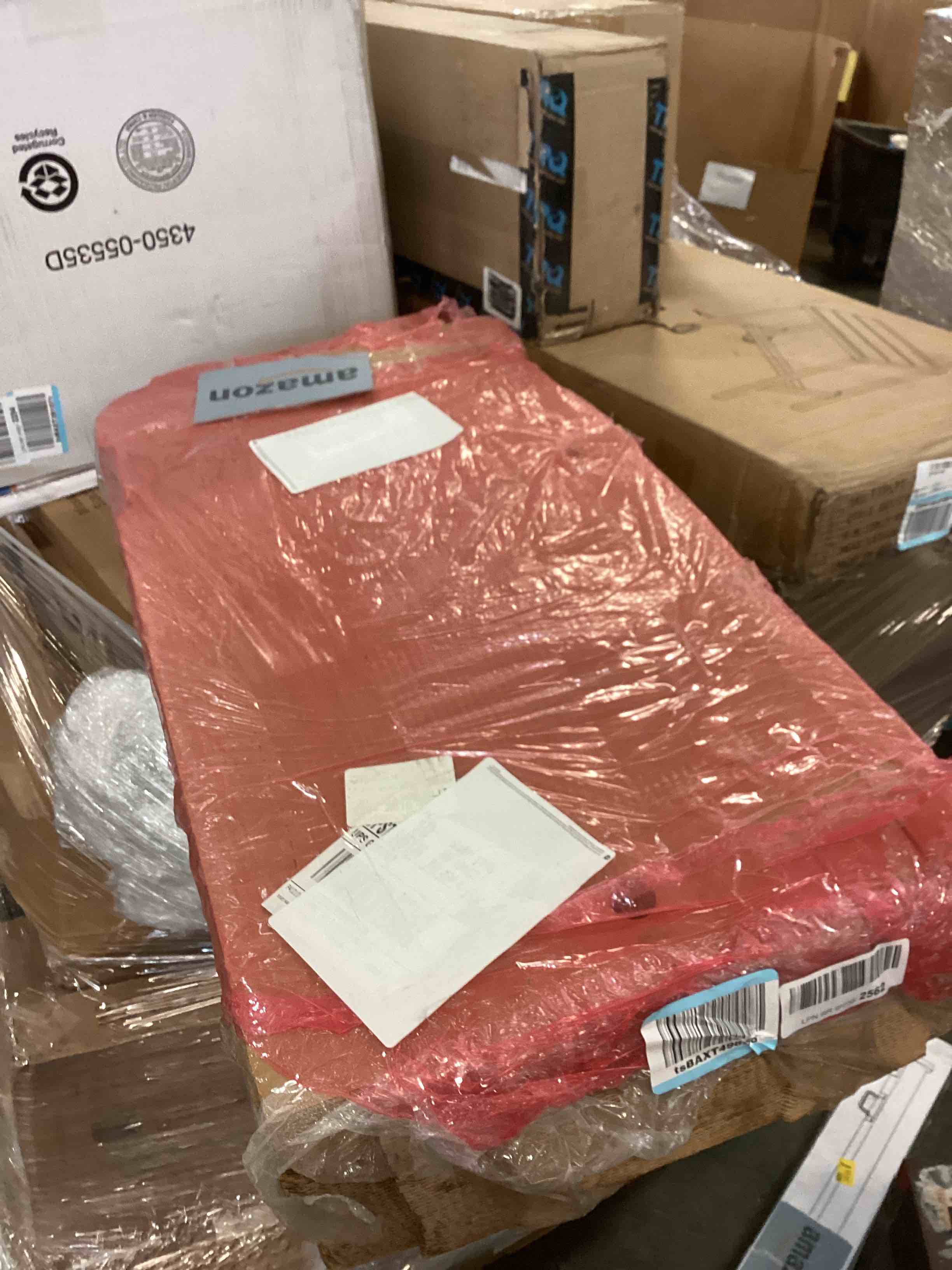 https://s3.amazonaws.com/lotting-images-prod/bidfta/BLU6652149_1720210364023.jpeg