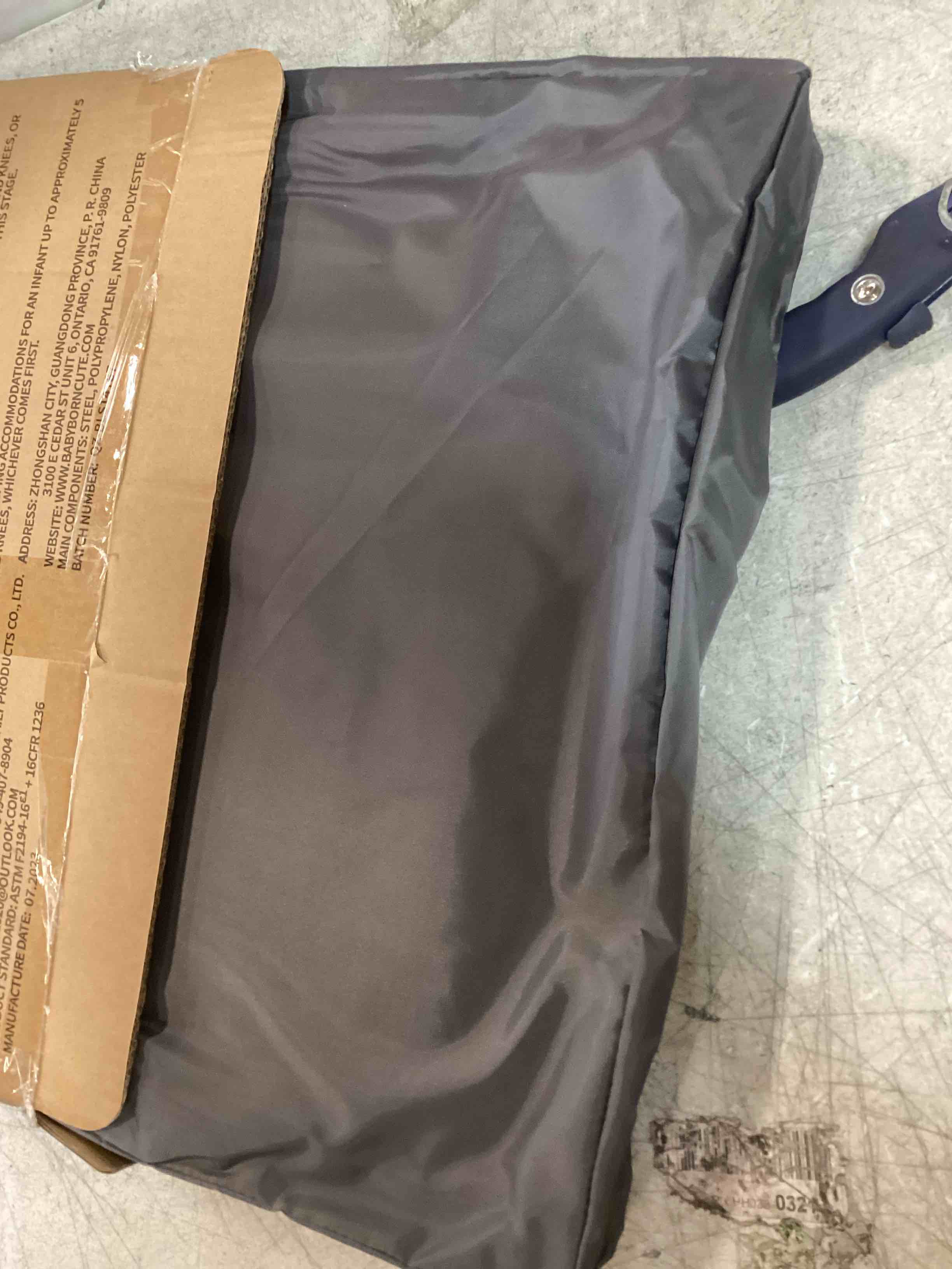 https://s3.amazonaws.com/lotting-images-prod/bidfta/BLU6652171_1720219879616.jpeg