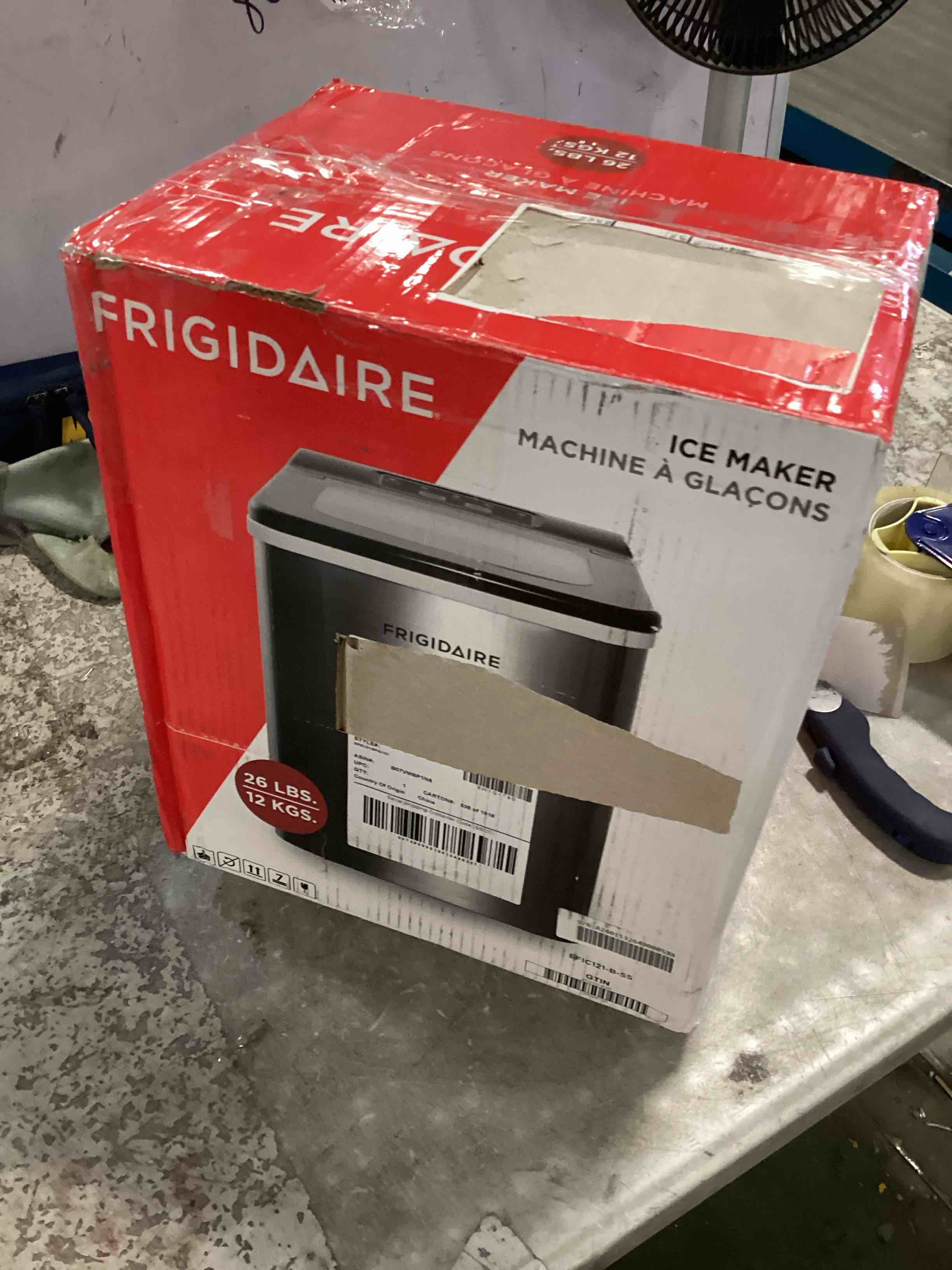 https://s3.amazonaws.com/lotting-images-prod/bidfta/BLU6652322_1720455253201.jpeg