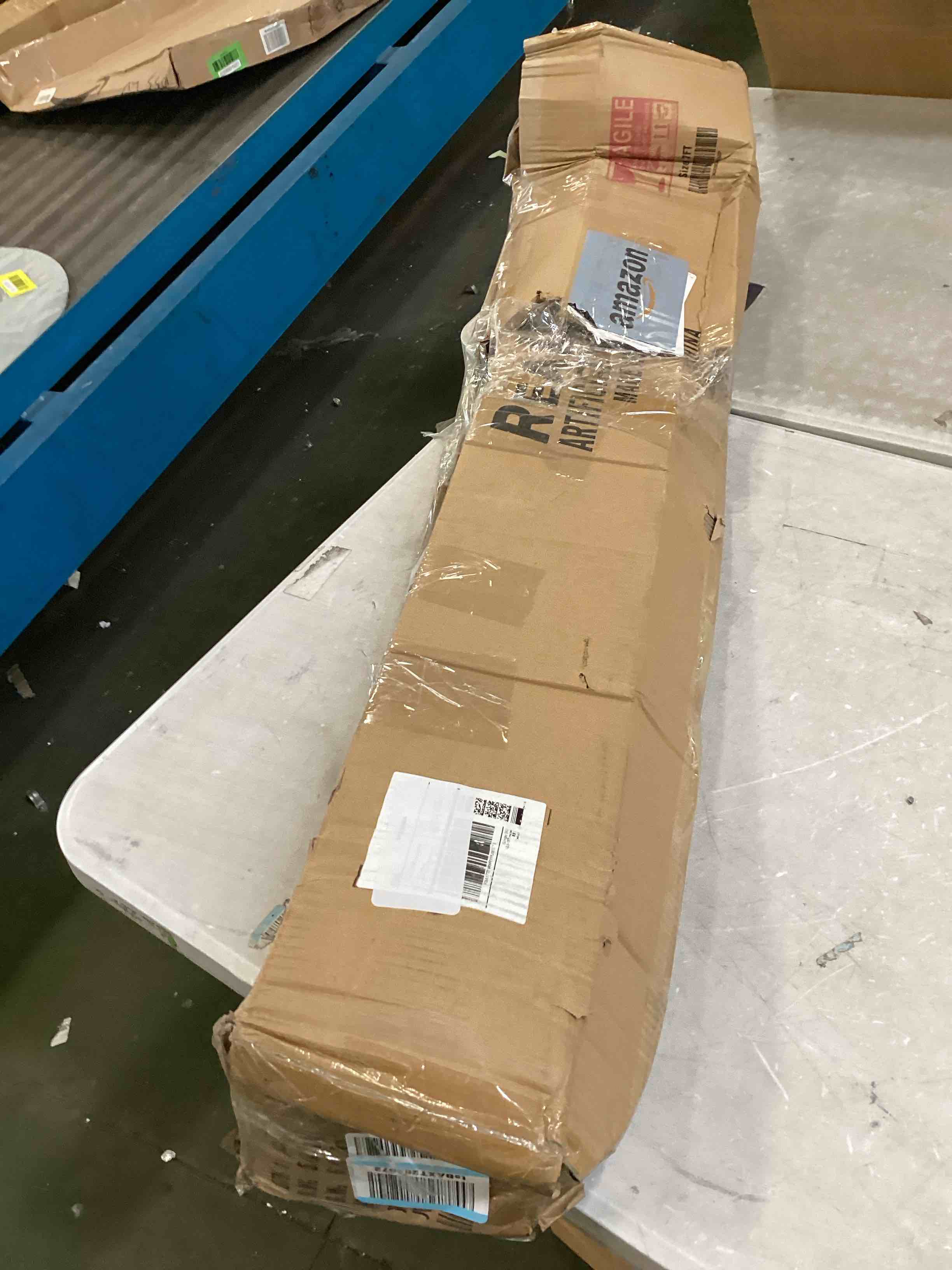 https://s3.amazonaws.com/lotting-images-prod/bidfta/BLU6652621_1720553539448.jpeg