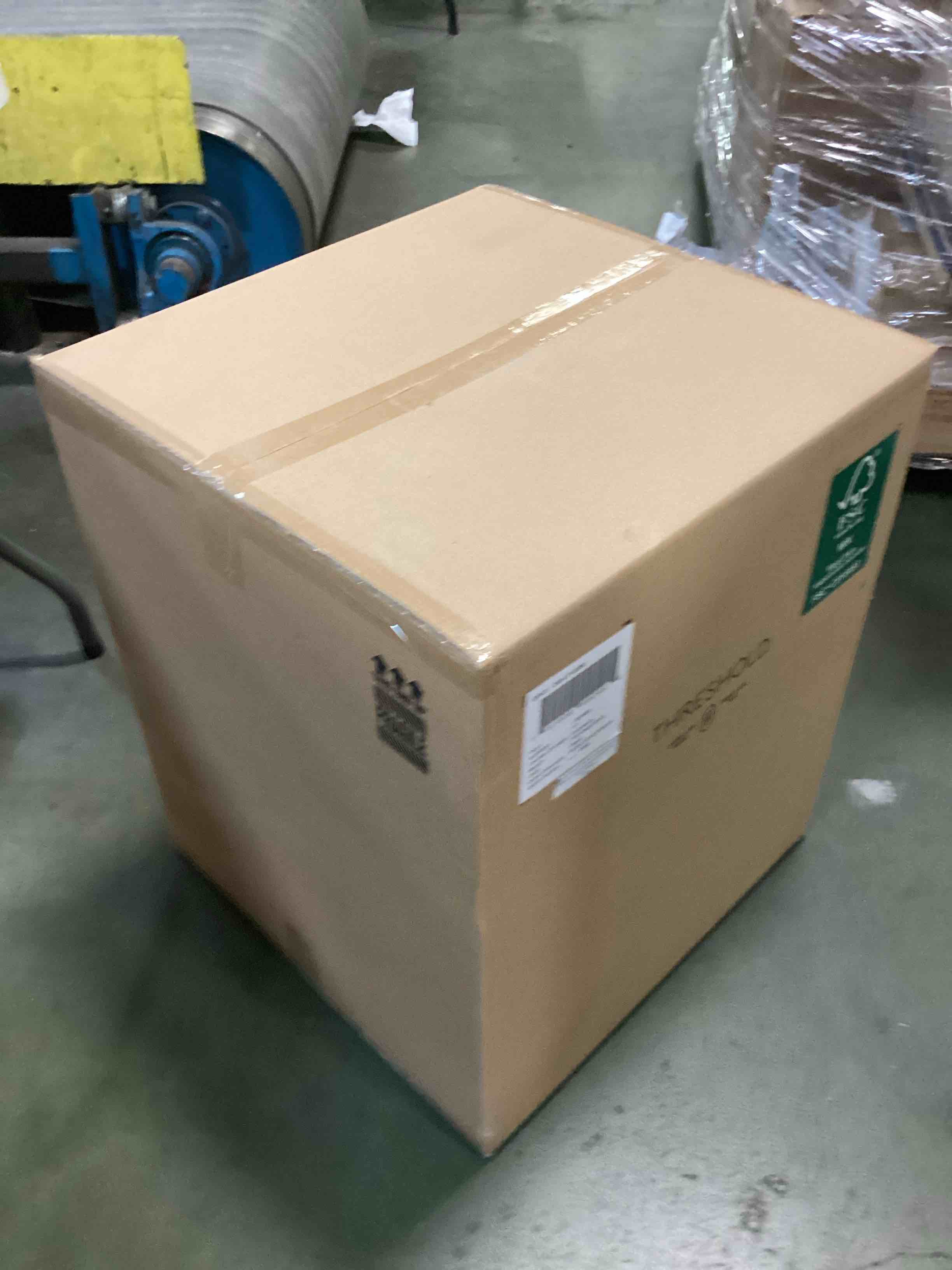 https://s3.amazonaws.com/lotting-images-prod/bidfta/BLU6652785_1720715465165.jpeg
