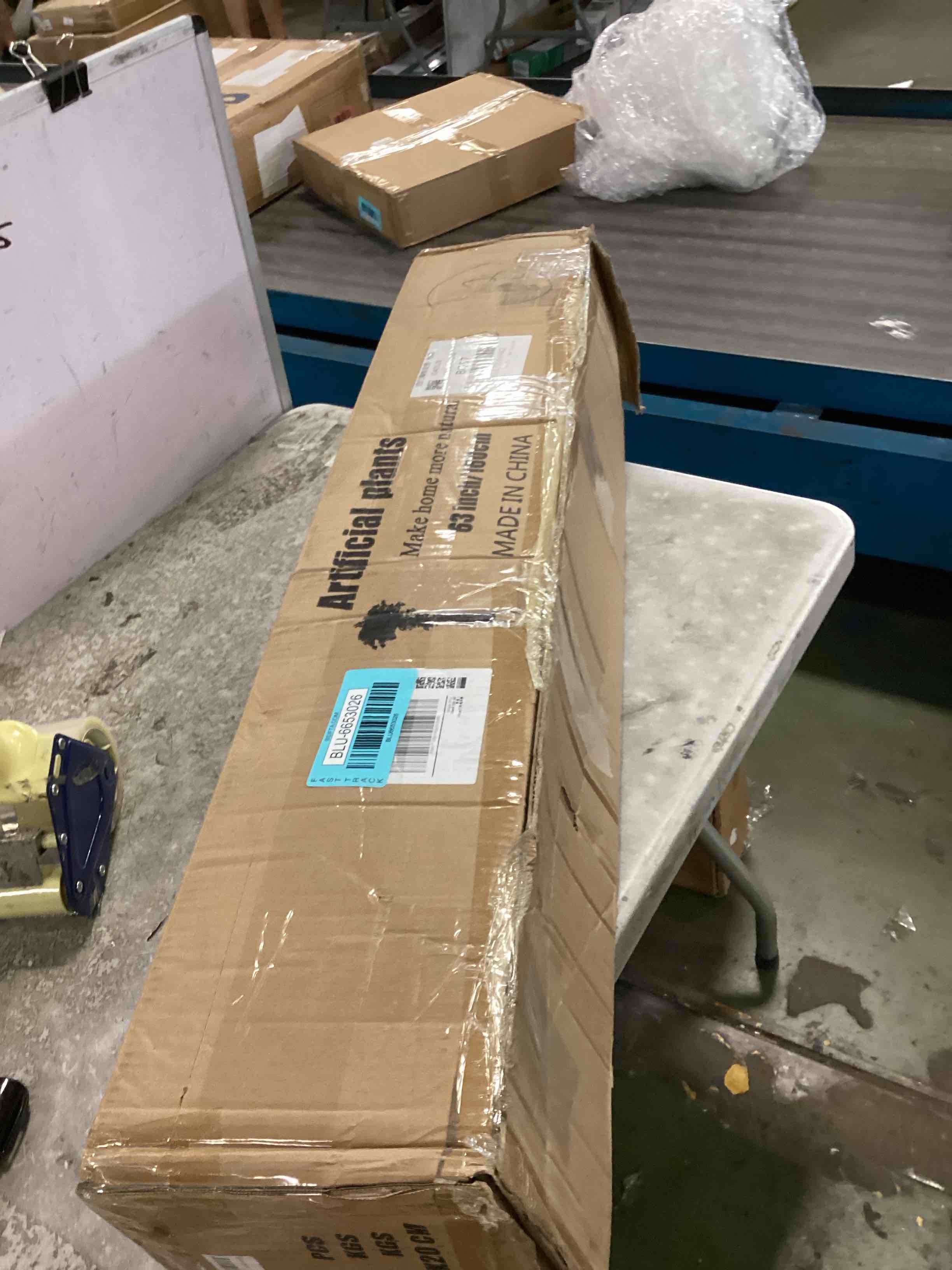 https://s3.amazonaws.com/lotting-images-prod/bidfta/BLU6653026_1720009514443.jpeg