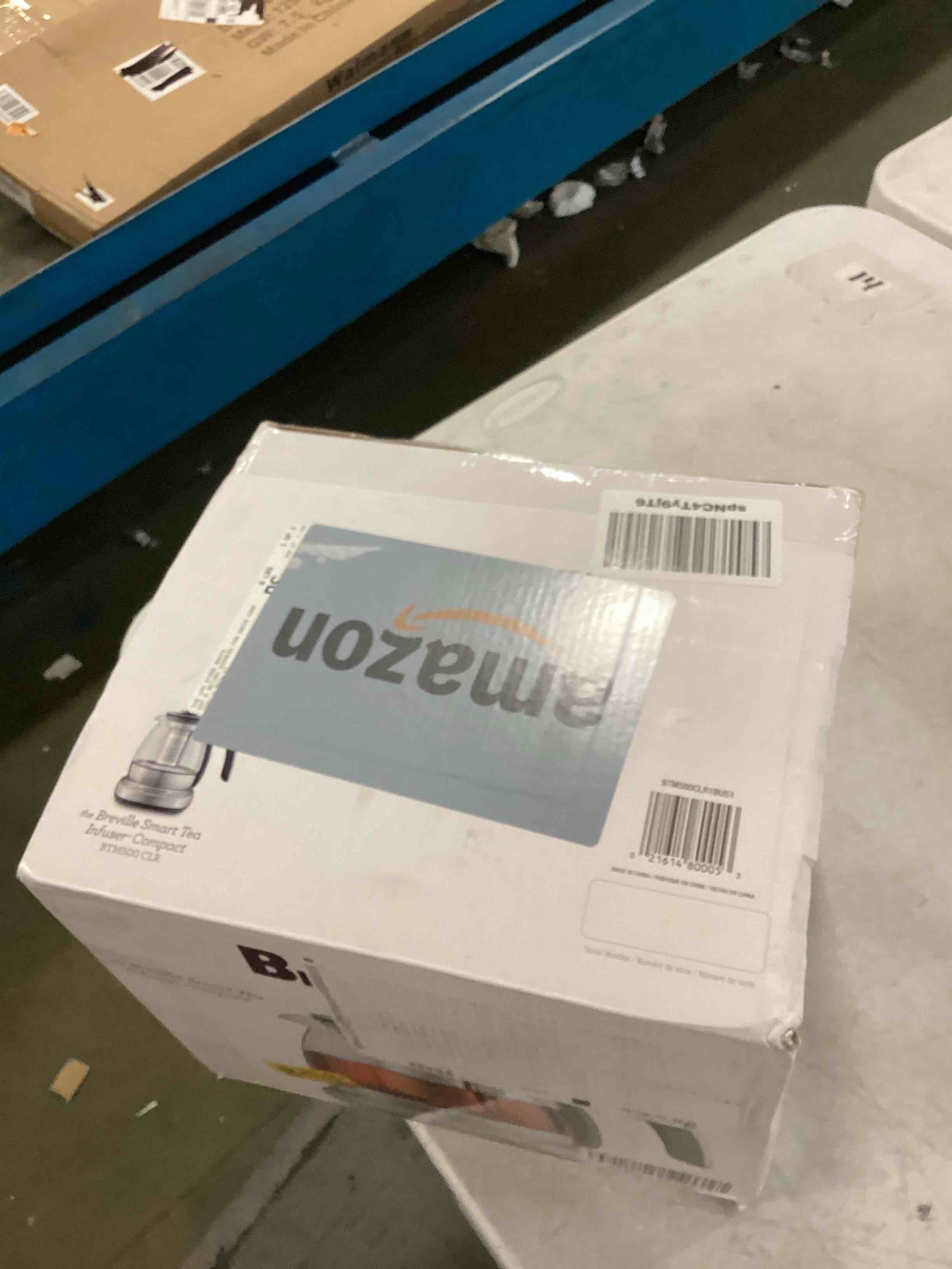 https://s3.amazonaws.com/lotting-images-prod/bidfta/BLU6653349_1720197092509.jpeg