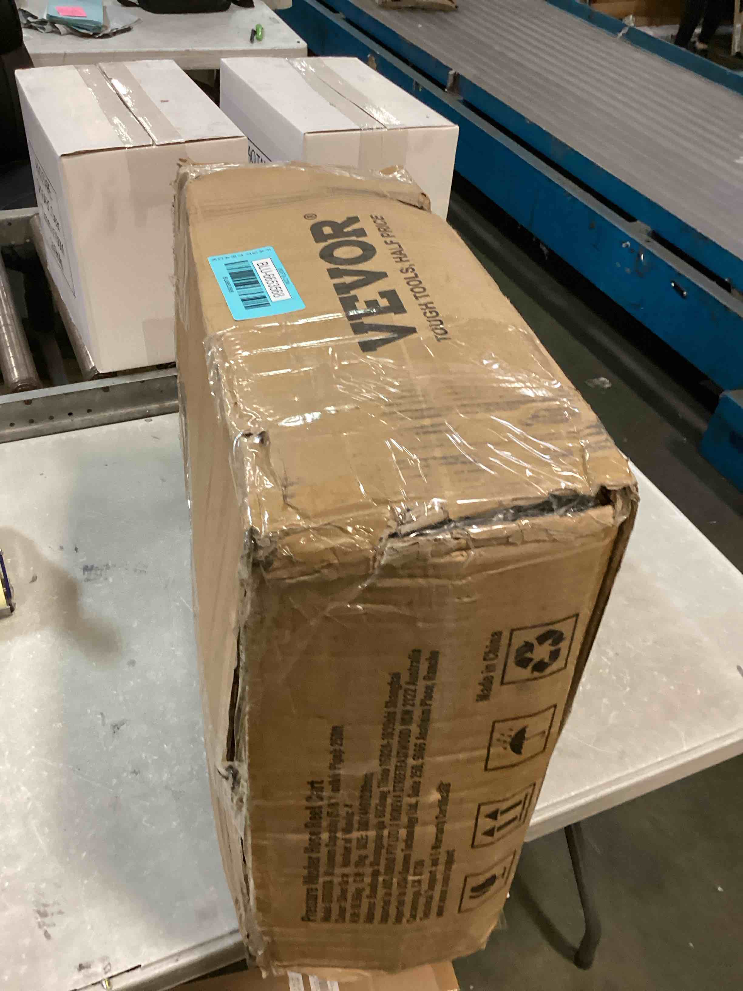 https://s3.amazonaws.com/lotting-images-prod/bidfta/BLU6653568_1720453515087.jpeg