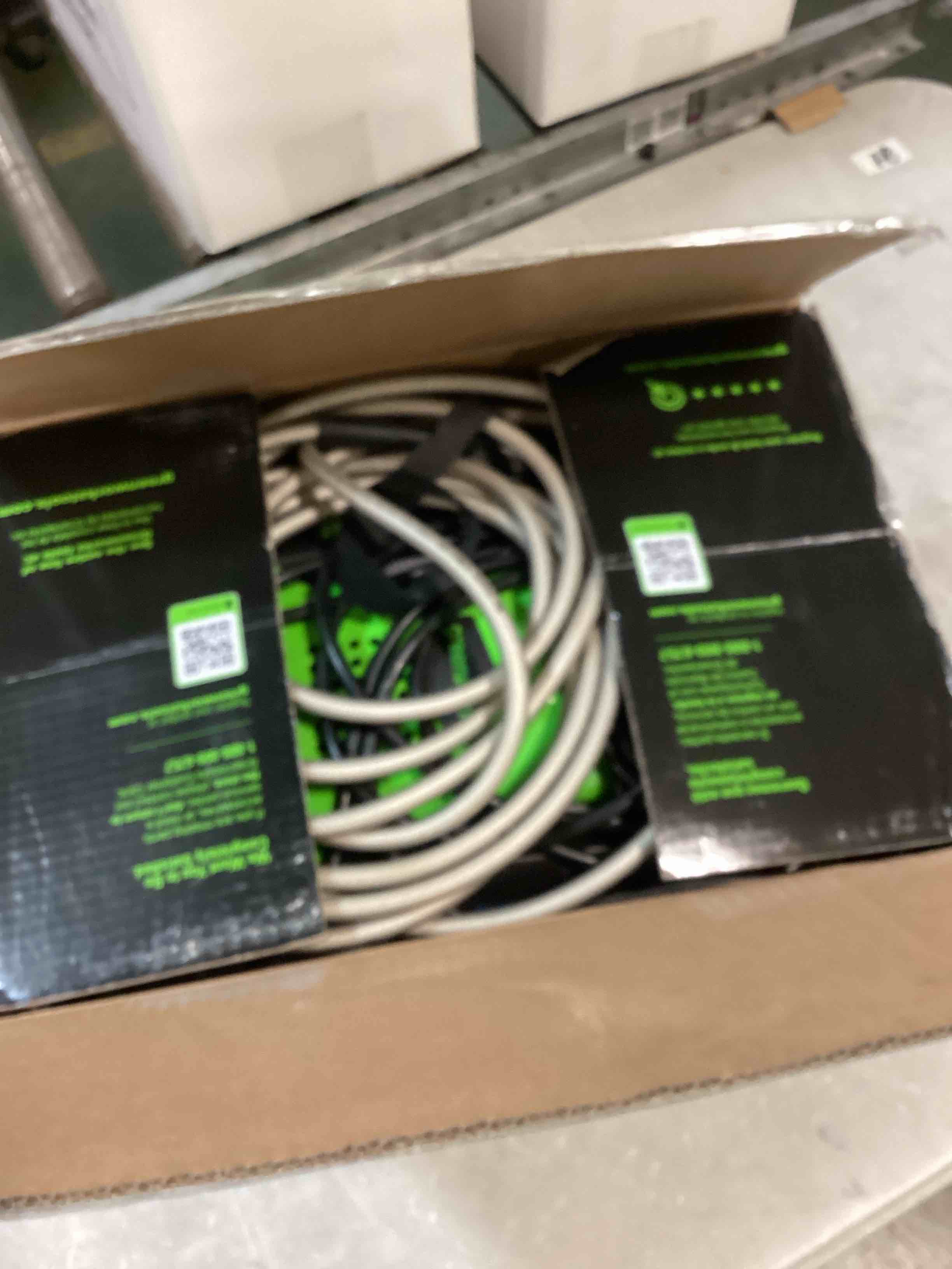https://s3.amazonaws.com/lotting-images-prod/bidfta/BLU6653582_1720455006200.jpeg