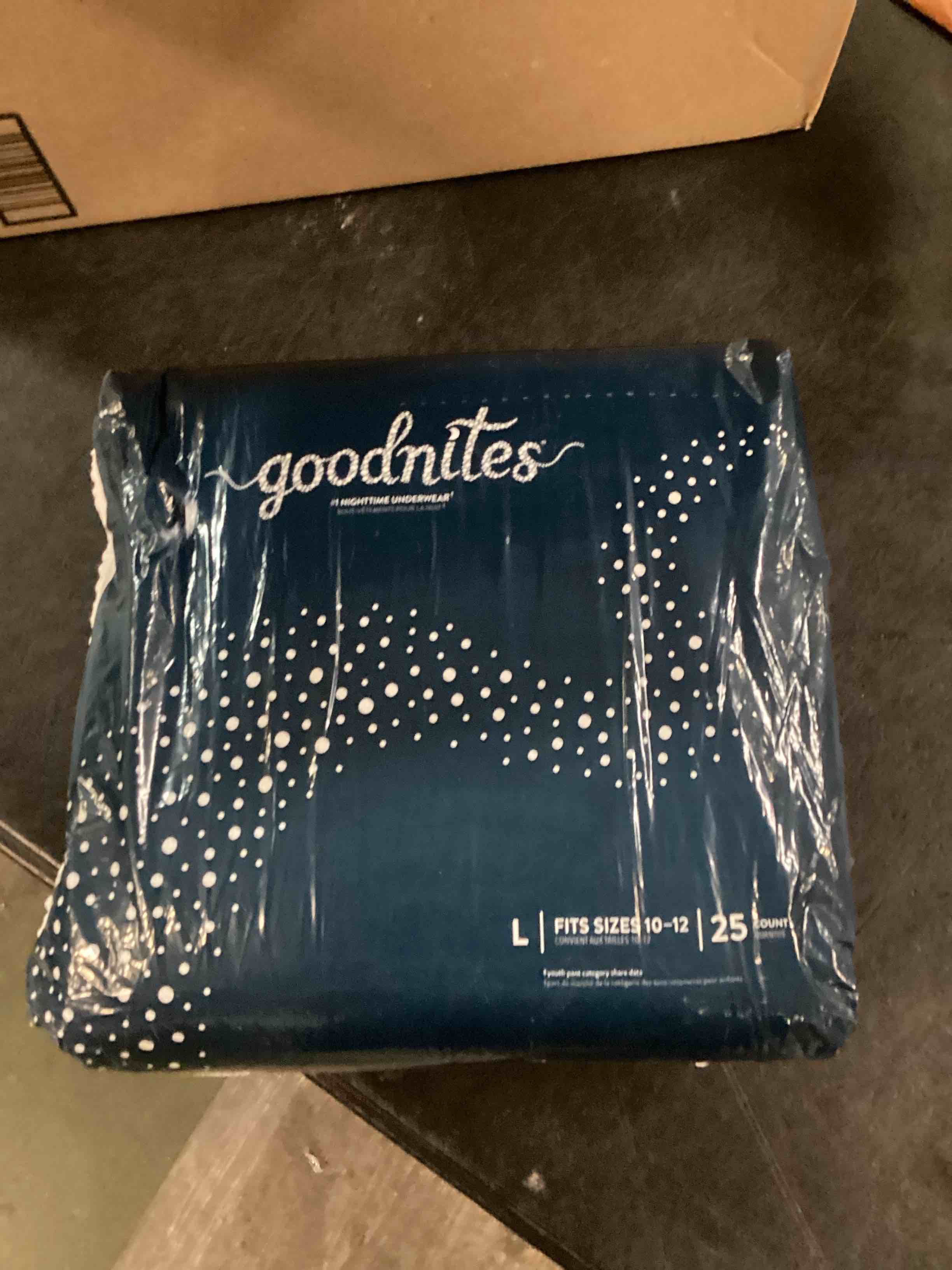 https://s3.amazonaws.com/lotting-images-prod/bidfta/BLU6653750_1720531649305.jpeg