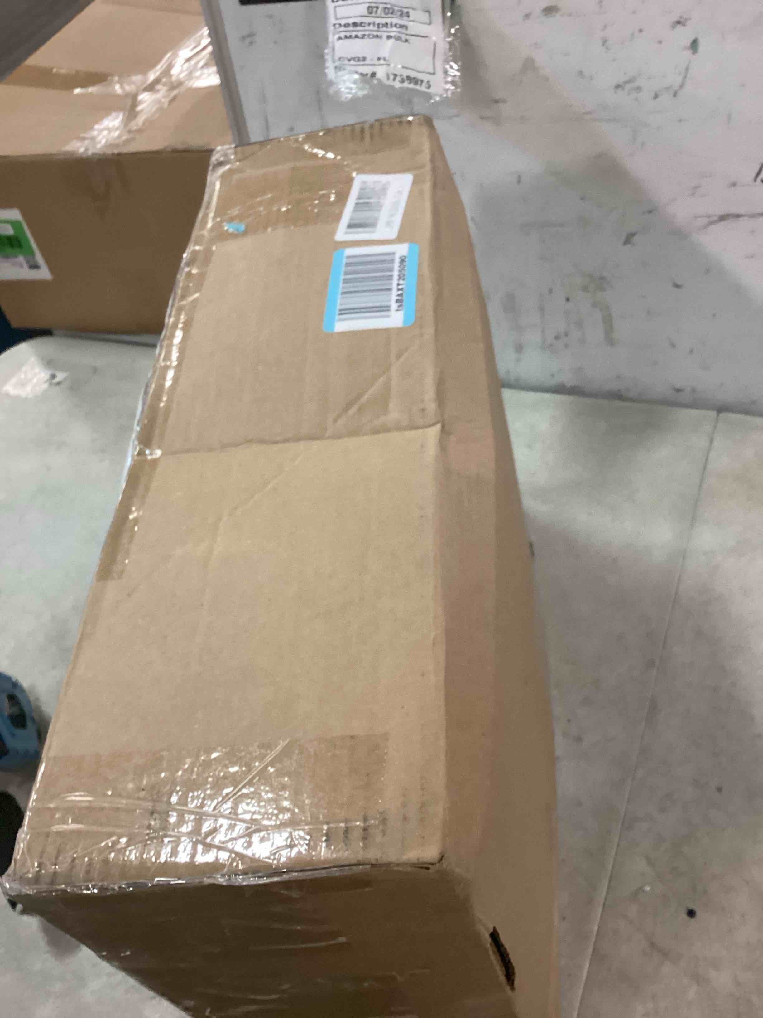 https://s3.amazonaws.com/lotting-images-prod/bidfta/BLU6654206_1720625856619.jpeg