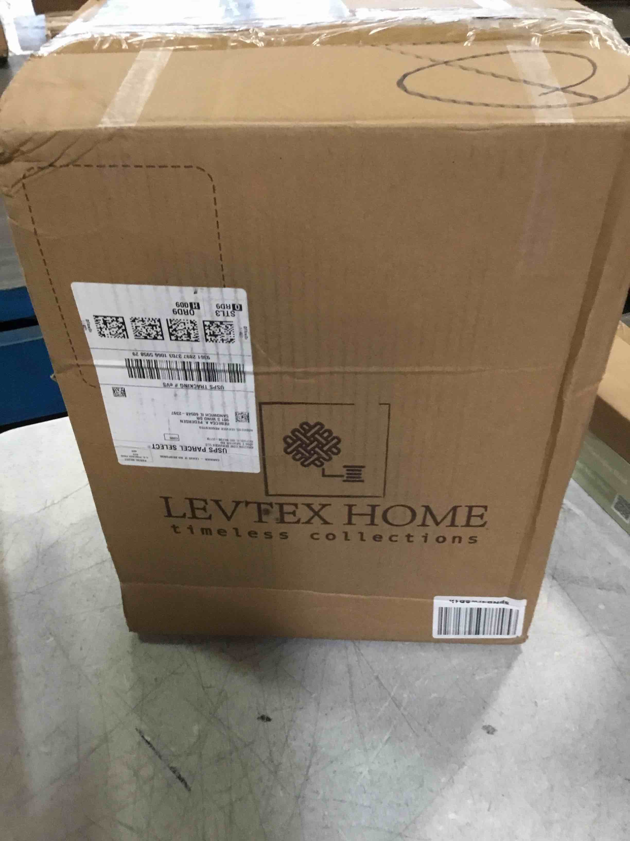 https://s3.amazonaws.com/lotting-images-prod/bidfta/BLU6654336_1720735442306.jpeg