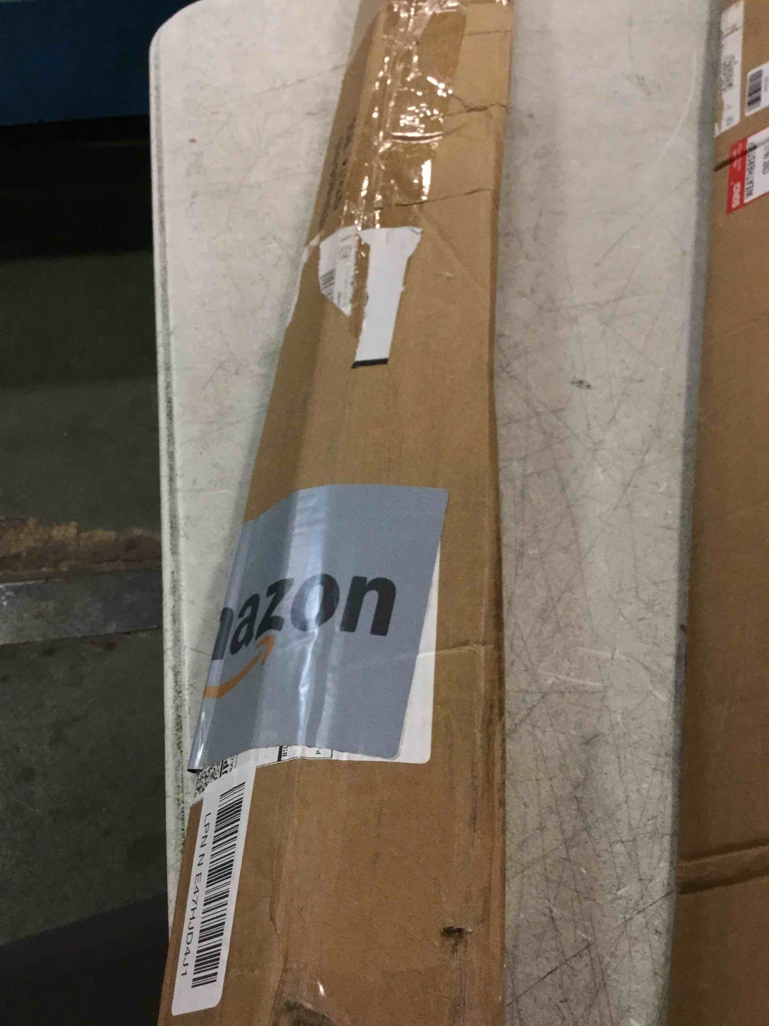 https://s3.amazonaws.com/lotting-images-prod/bidfta/BLU6654395_1720748585682.jpeg