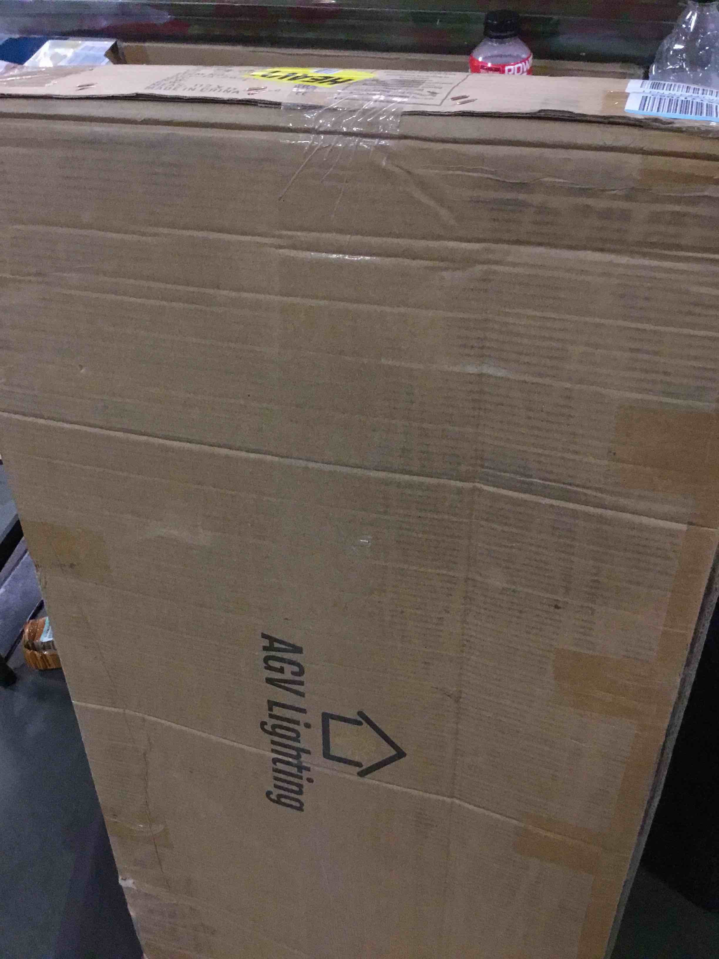 https://s3.amazonaws.com/lotting-images-prod/bidfta/BLU6654407_1720749914962.jpeg