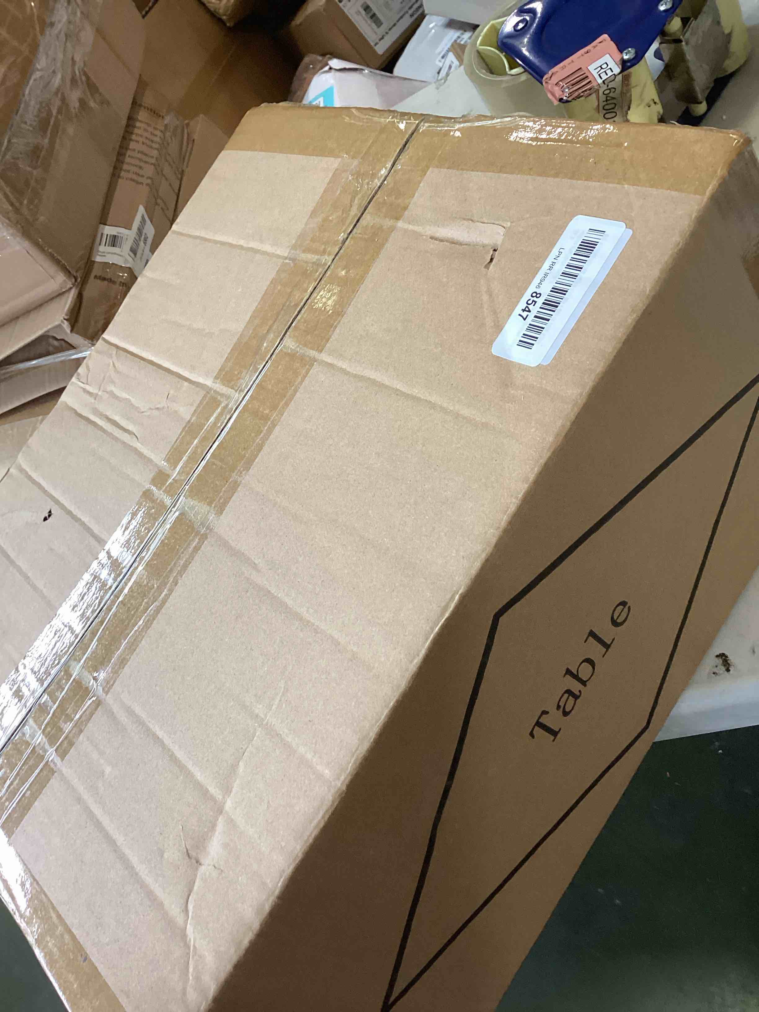 https://s3.amazonaws.com/lotting-images-prod/bidfta/BLU6656112_1719421415429.jpeg