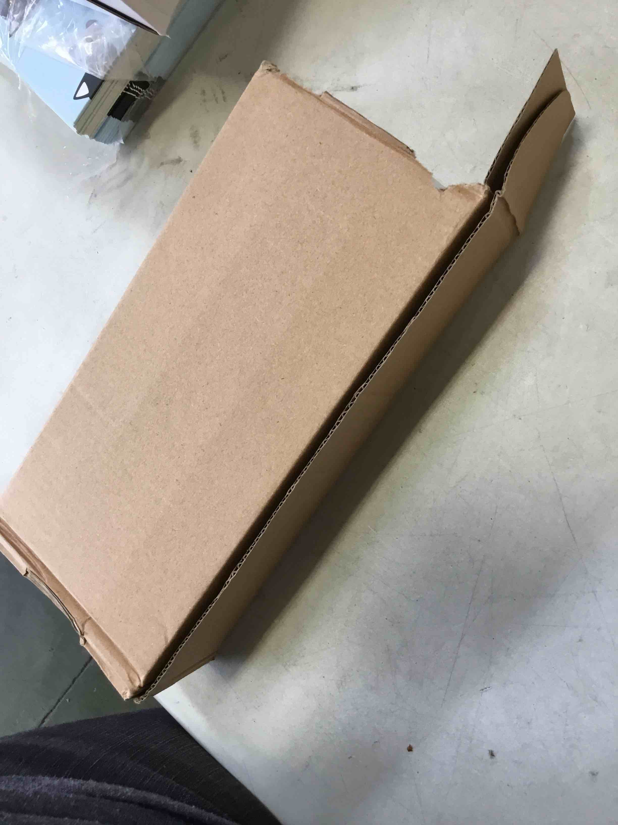 https://s3.amazonaws.com/lotting-images-prod/bidfta/BLU6656983_1719942005335.jpeg