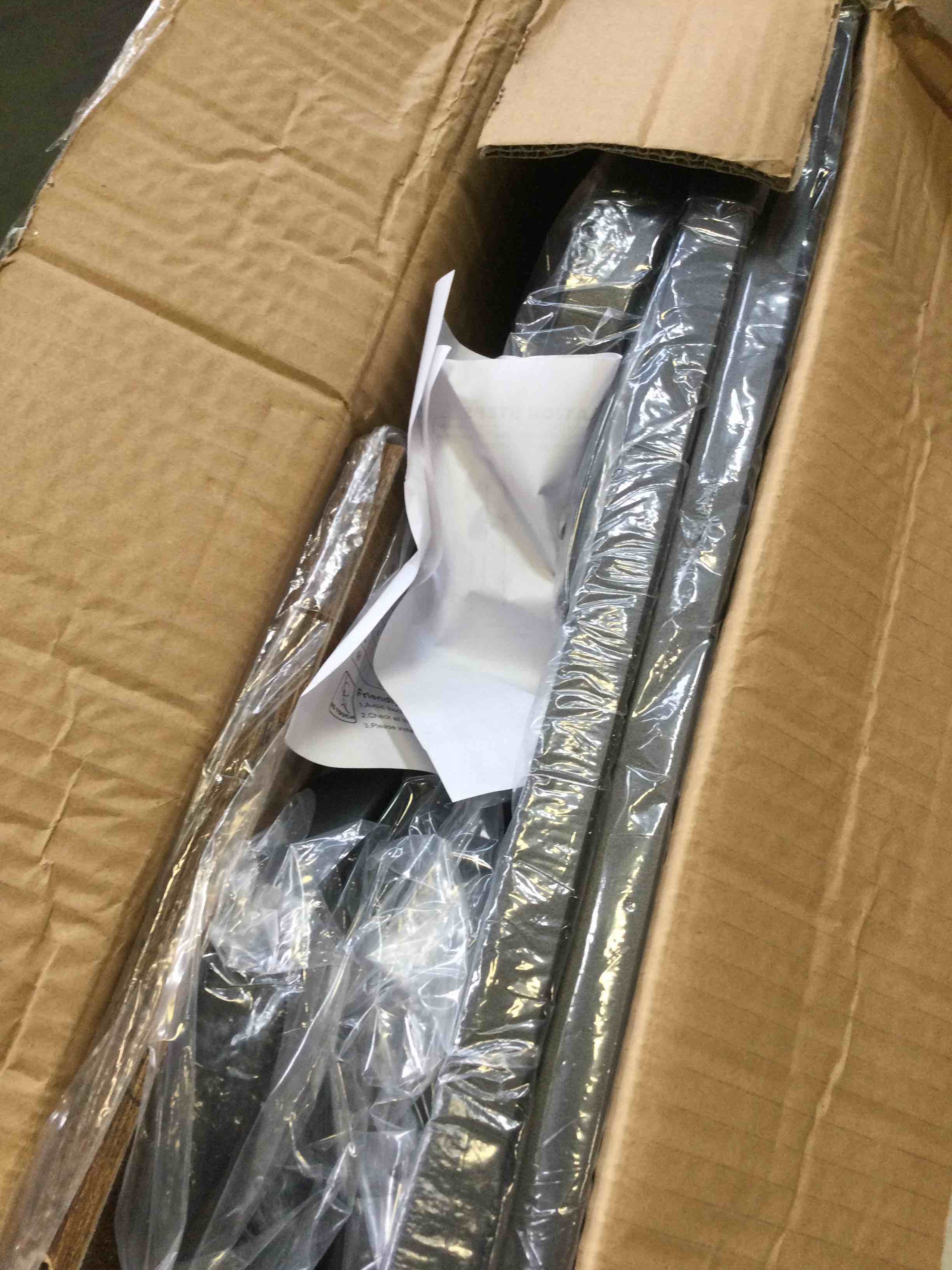 https://s3.amazonaws.com/lotting-images-prod/bidfta/BLU6657009_1719945838167.jpeg