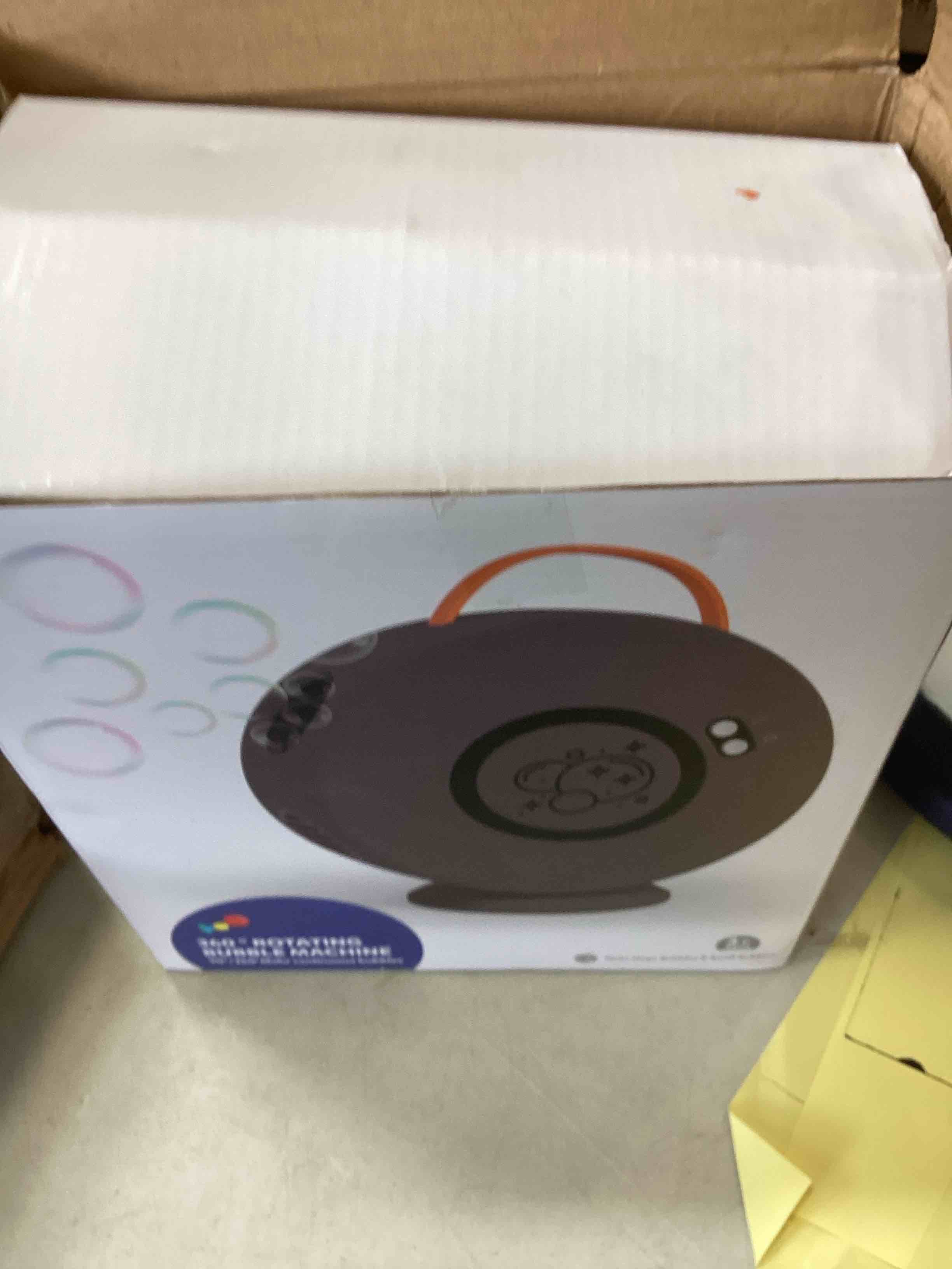 https://s3.amazonaws.com/lotting-images-prod/bidfta/BLU6657295_1720036011147.jpeg