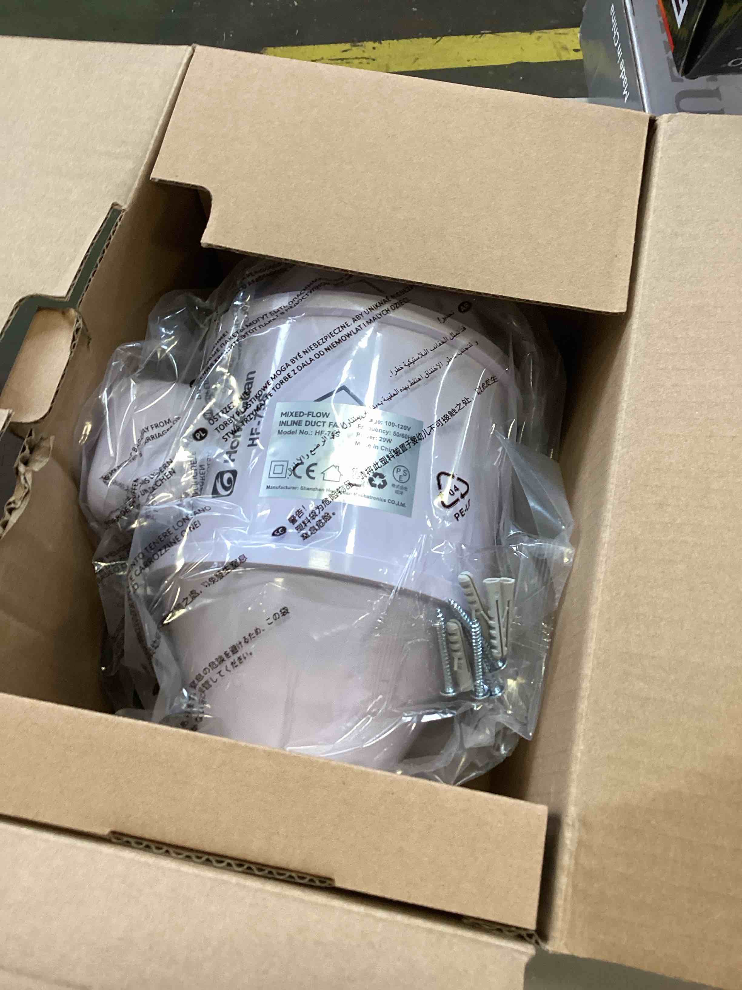 https://s3.amazonaws.com/lotting-images-prod/bidfta/BLU6657384_1720184185415.jpeg