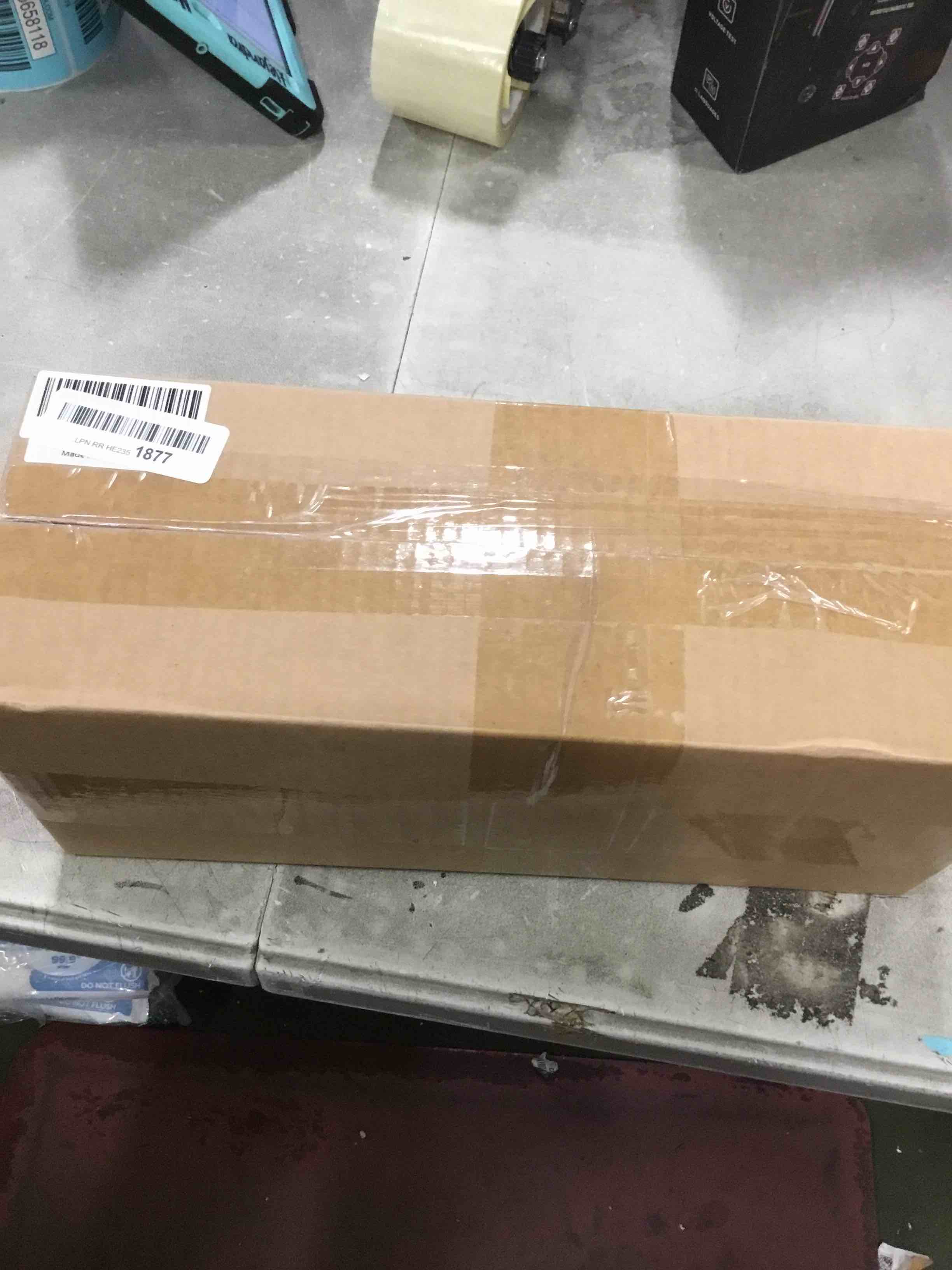 https://s3.amazonaws.com/lotting-images-prod/bidfta/BLU6658115_1719576051383.jpeg