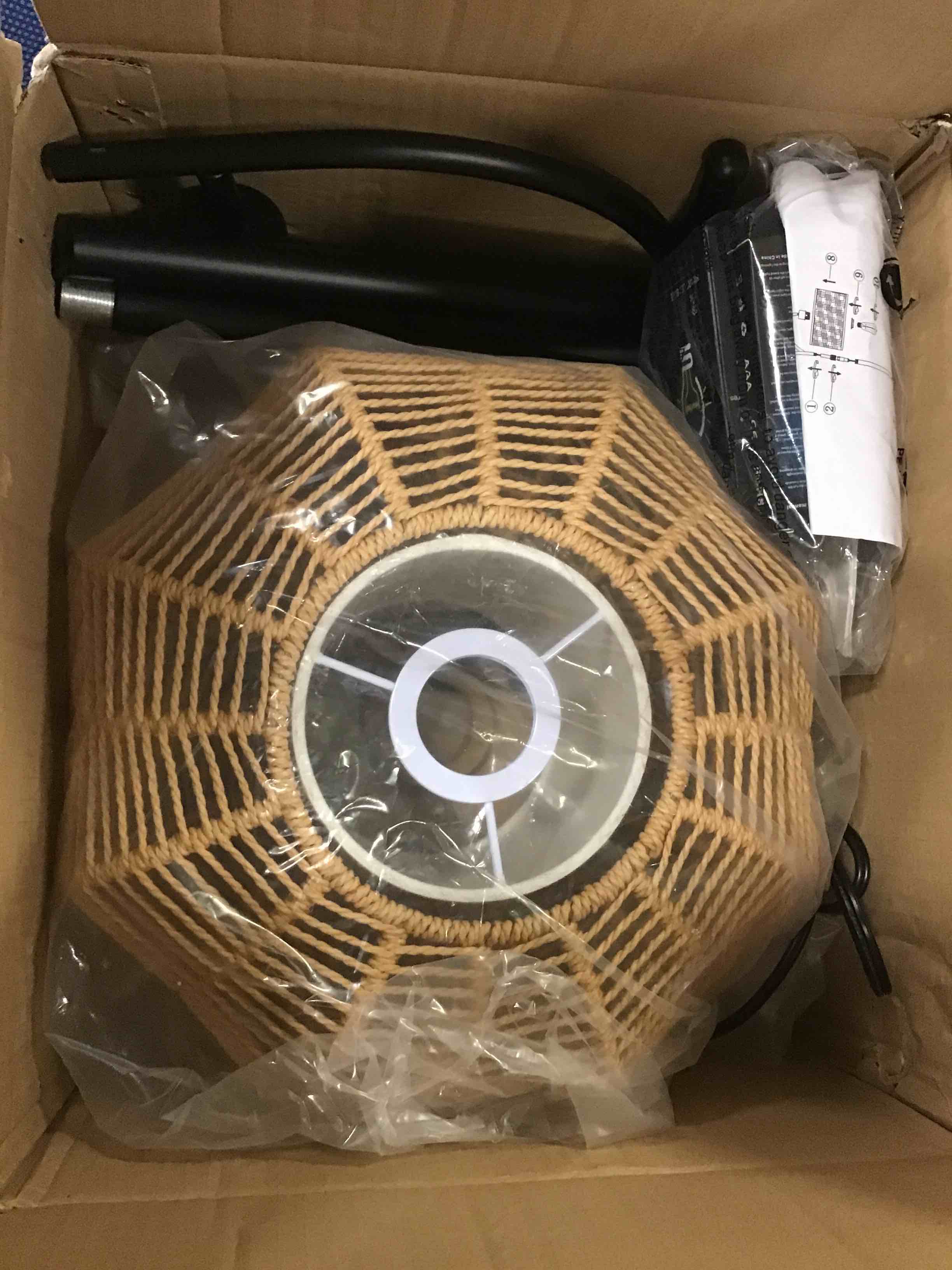 https://s3.amazonaws.com/lotting-images-prod/bidfta/BLU6658117_1719576181638.jpeg