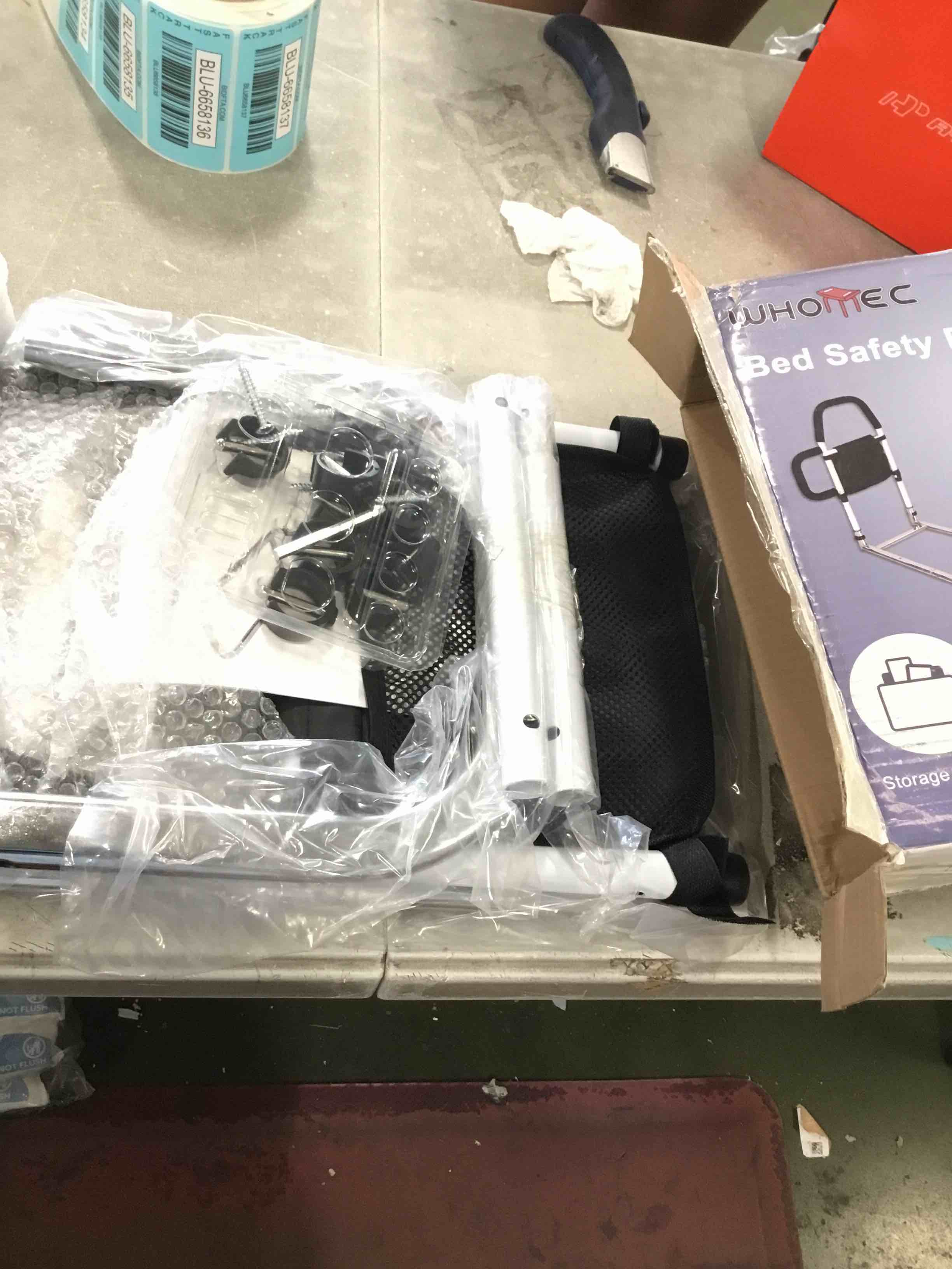 https://s3.amazonaws.com/lotting-images-prod/bidfta/BLU6658134_1719577420601.jpeg