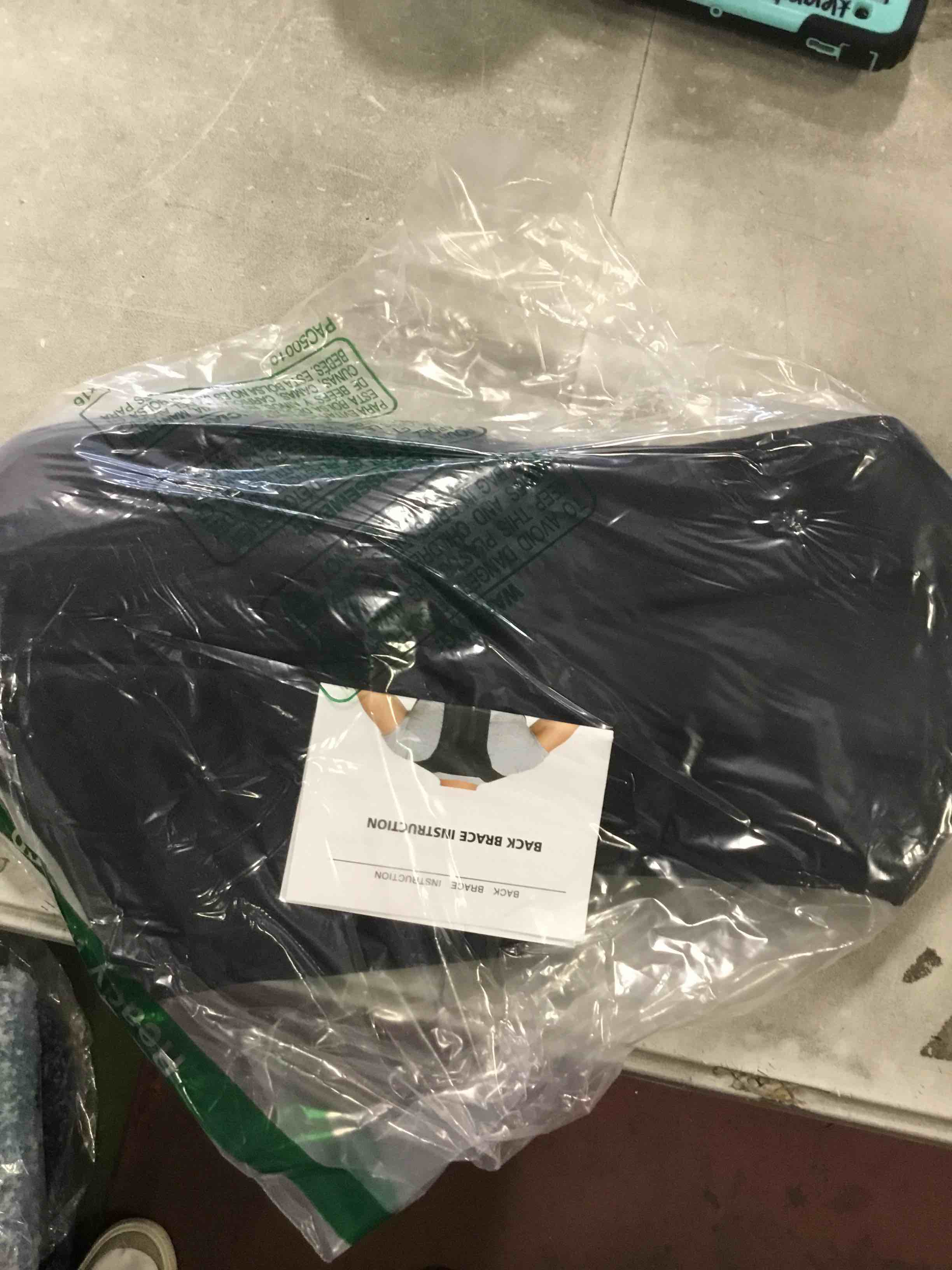 https://s3.amazonaws.com/lotting-images-prod/bidfta/BLU6658137_1719577577352.jpeg