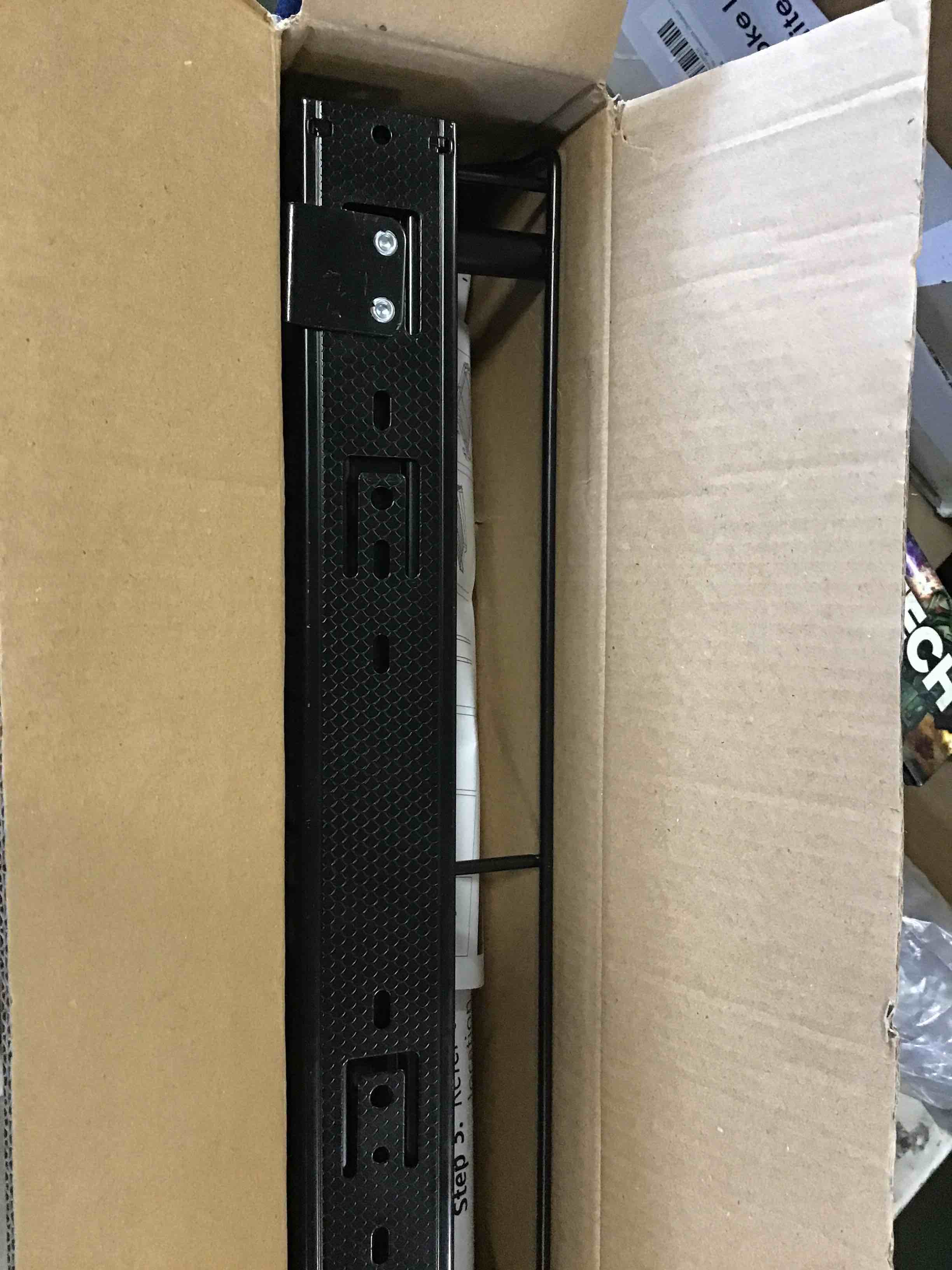 https://s3.amazonaws.com/lotting-images-prod/bidfta/BLU6658175_1719580300551.jpeg