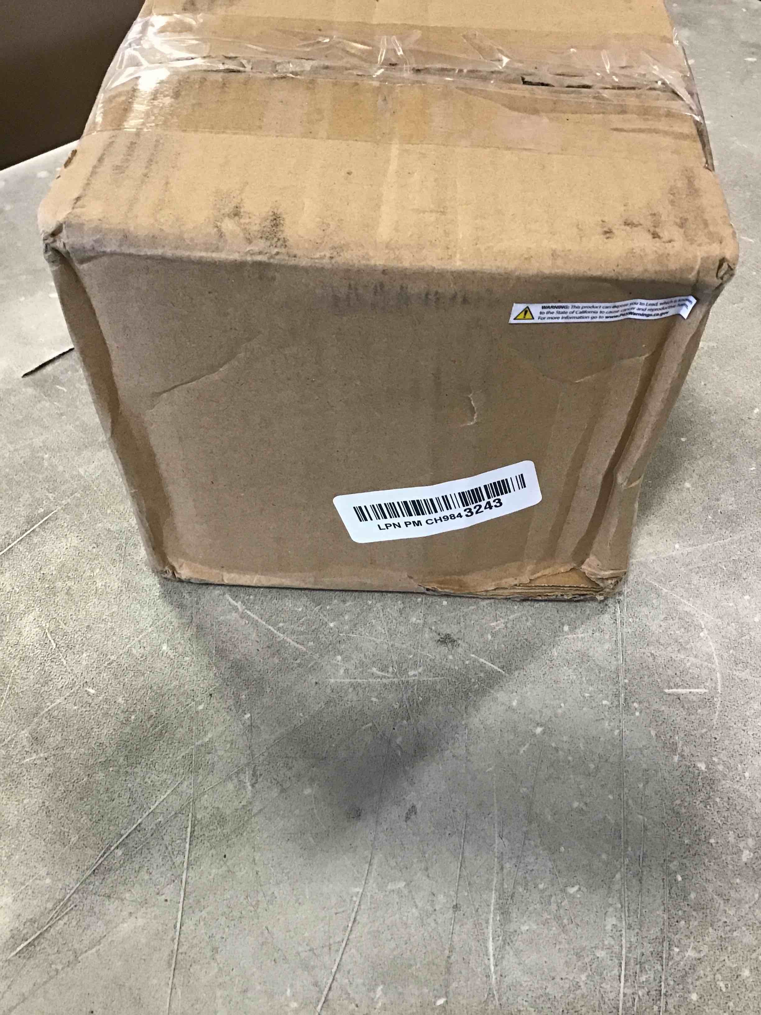 https://s3.amazonaws.com/lotting-images-prod/bidfta/BLU6658823_1719947138113.jpeg
